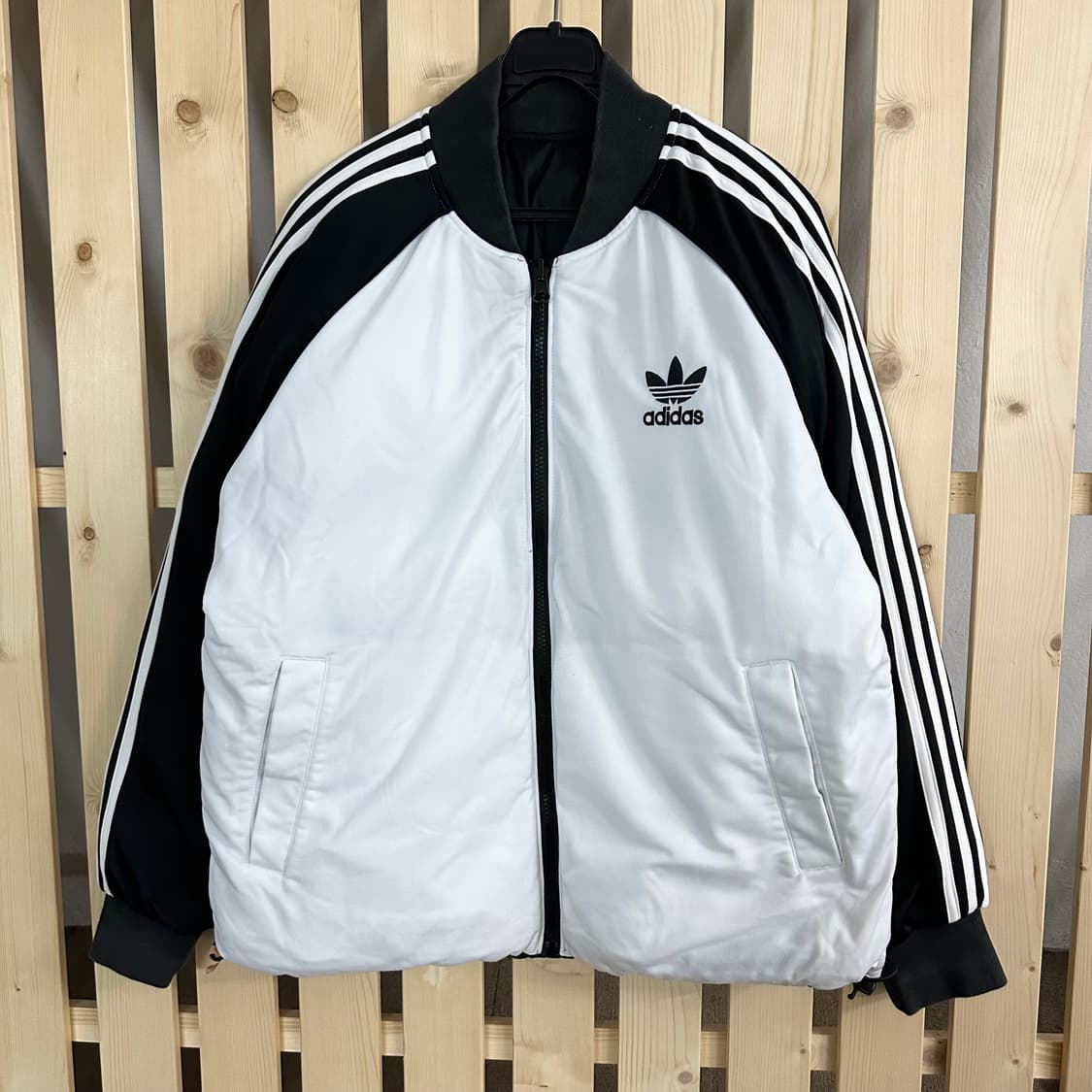 (L) 아디다스 리버시블 블랙&화이트 패딩 상품이미지1