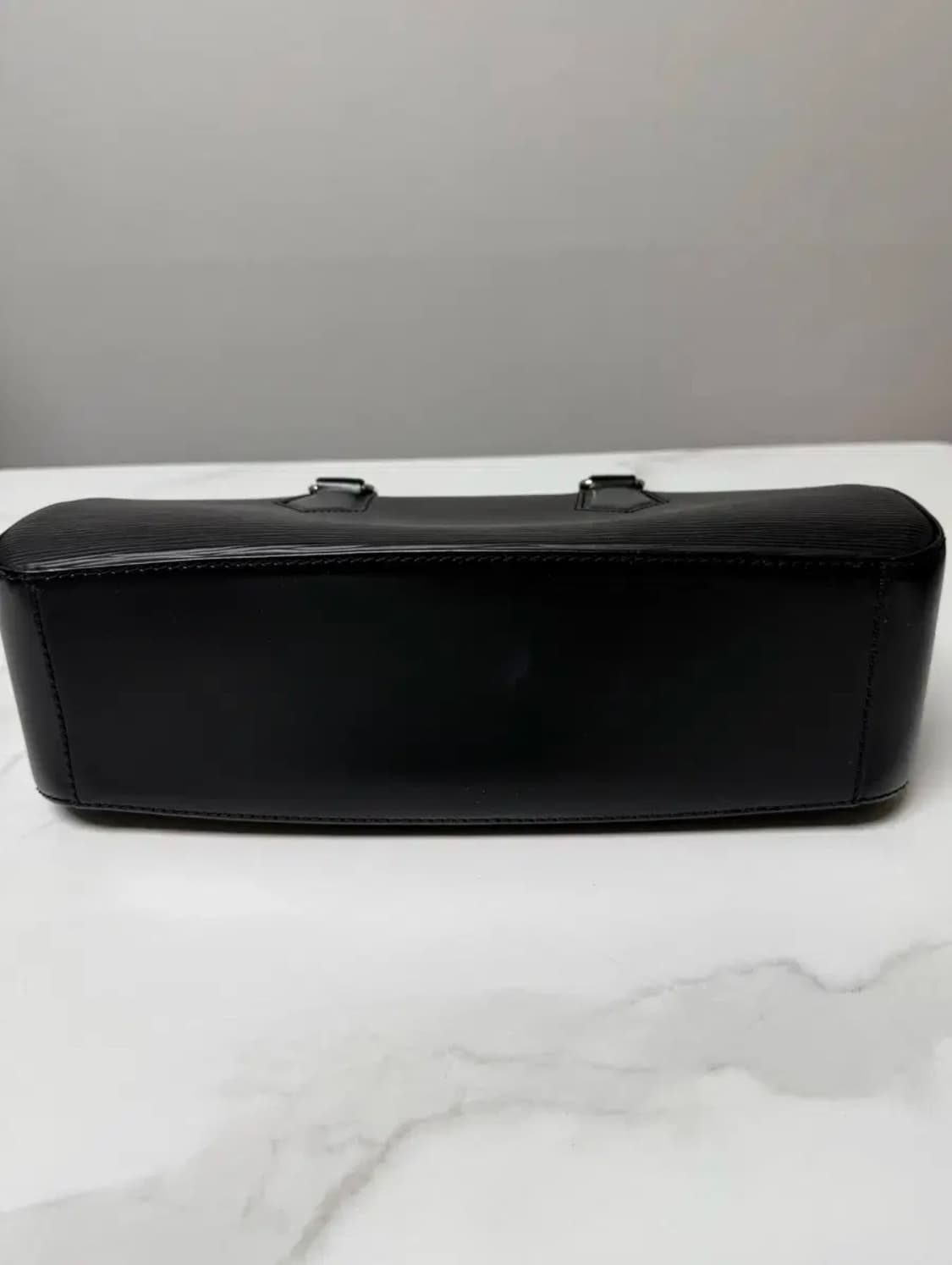 루이비통 에삐 자스민 숄더백 상품이미지5