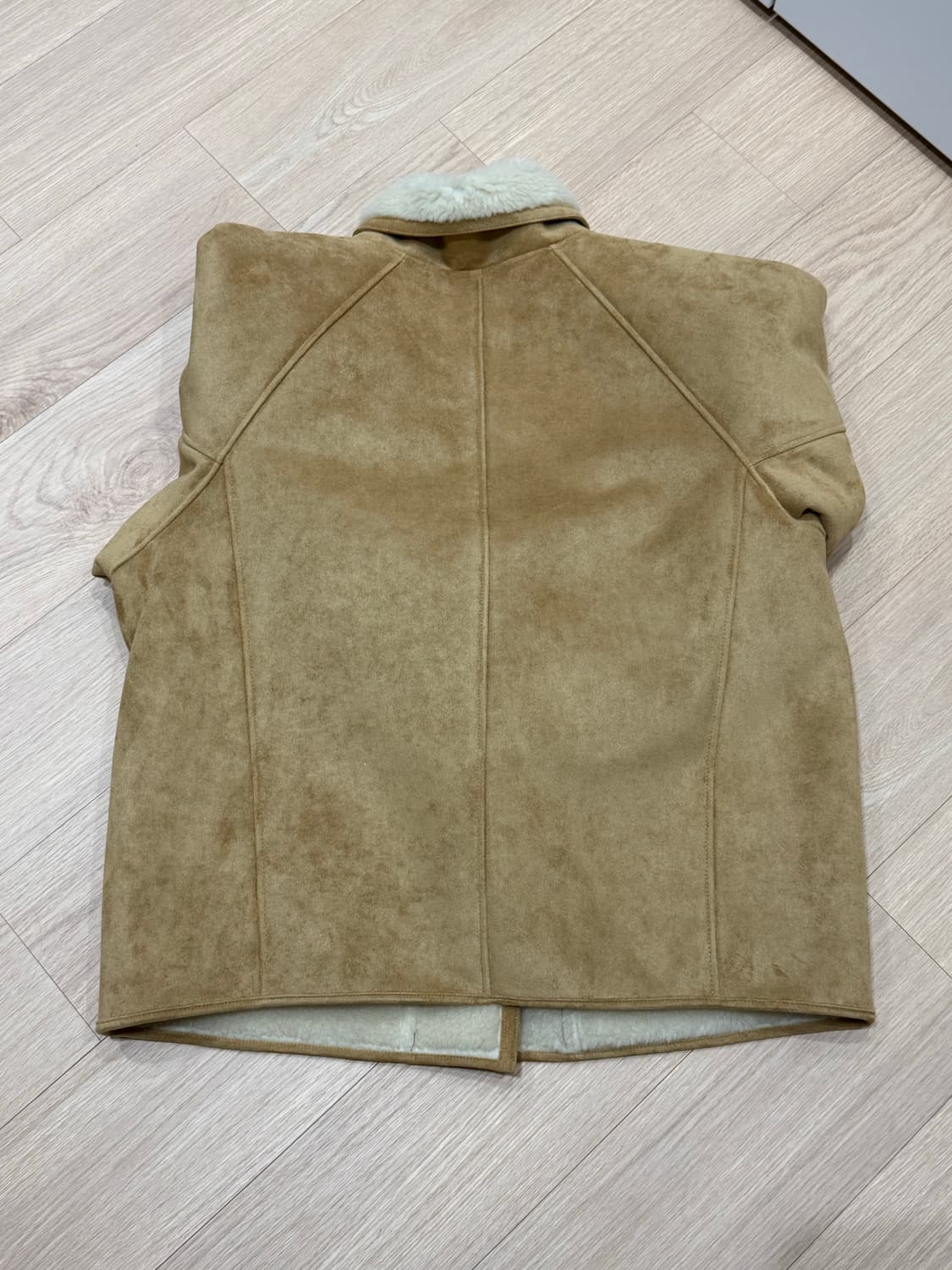 GBH 시어일 무스탕 상품이미지3