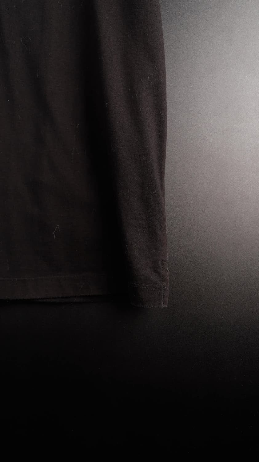 우영미 블랙 코튼 백로고 티셔츠 상품이미지4