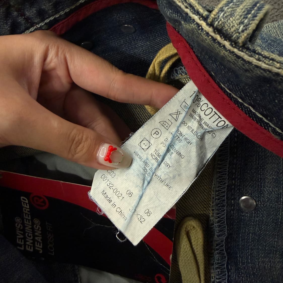 [정품/32] 리바이스 엔지니어드진 워싱 데님 와이드 팬츠 상품이미지4