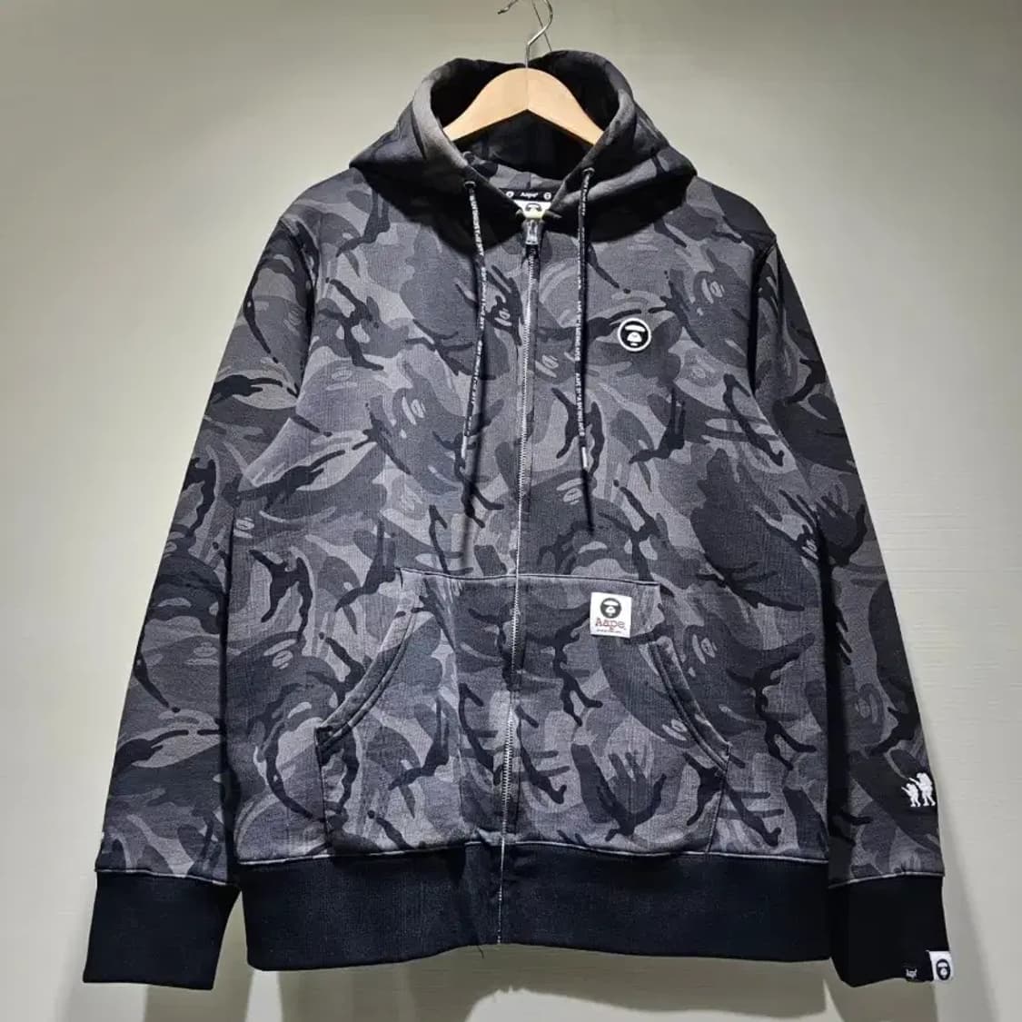 에이프(AAPE) 베이프 문페이스 카모 후드 집업 100 상품이미지4