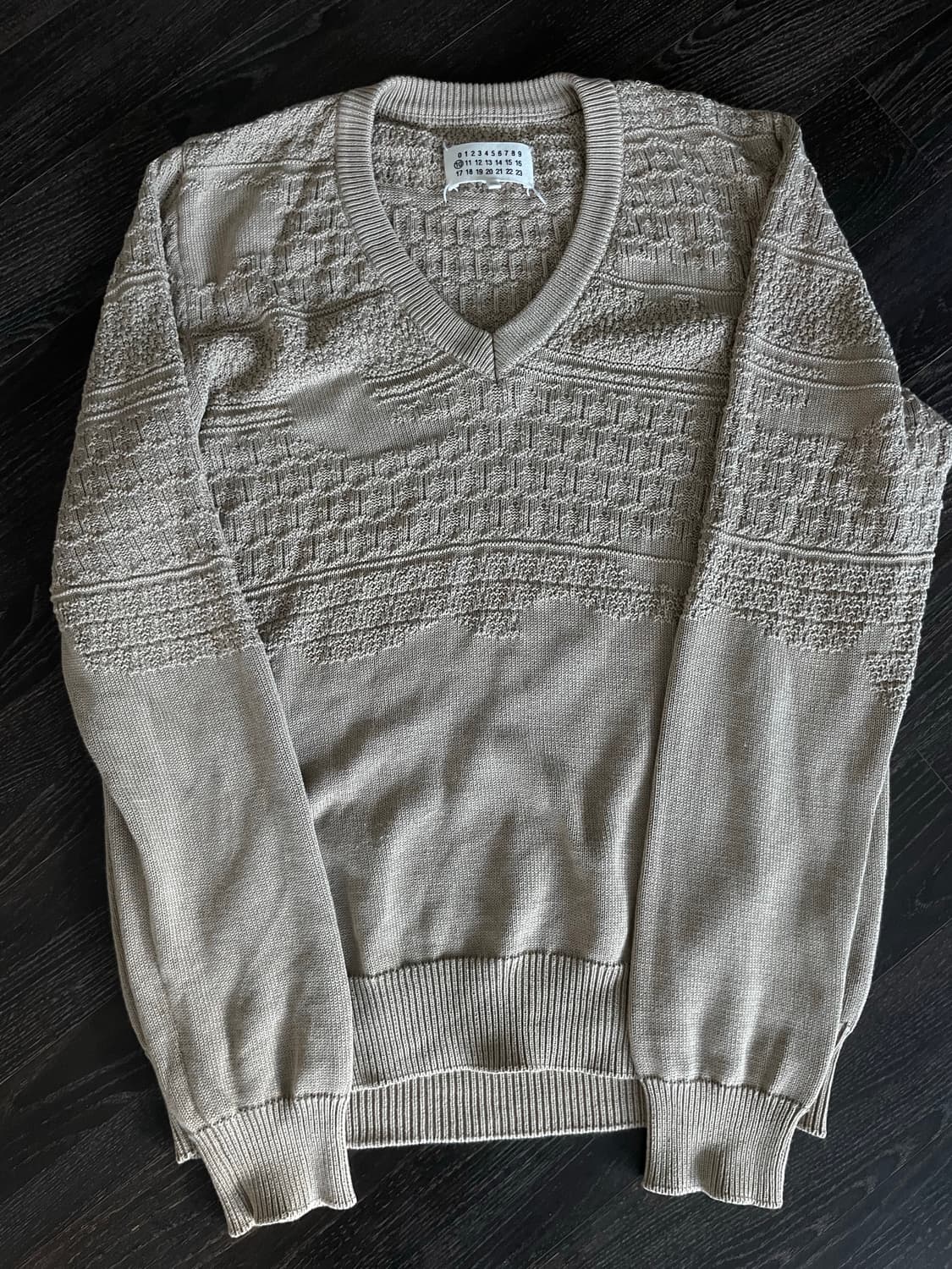 마르지엘라 브이넥 니트 상품이미지1