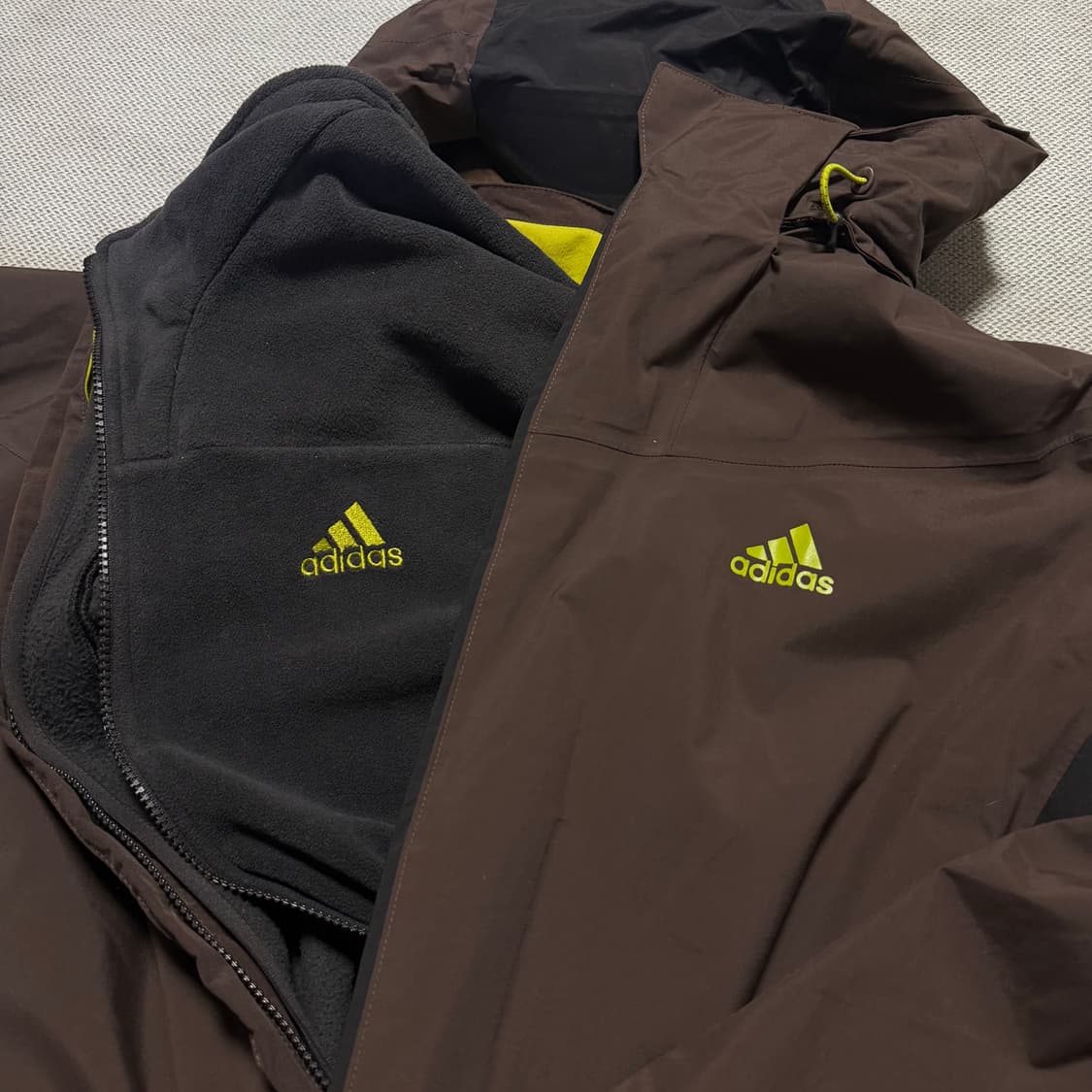 아디다스 클라이마프루프 바람막이 자켓  (후리스 내피) 상품이미지3