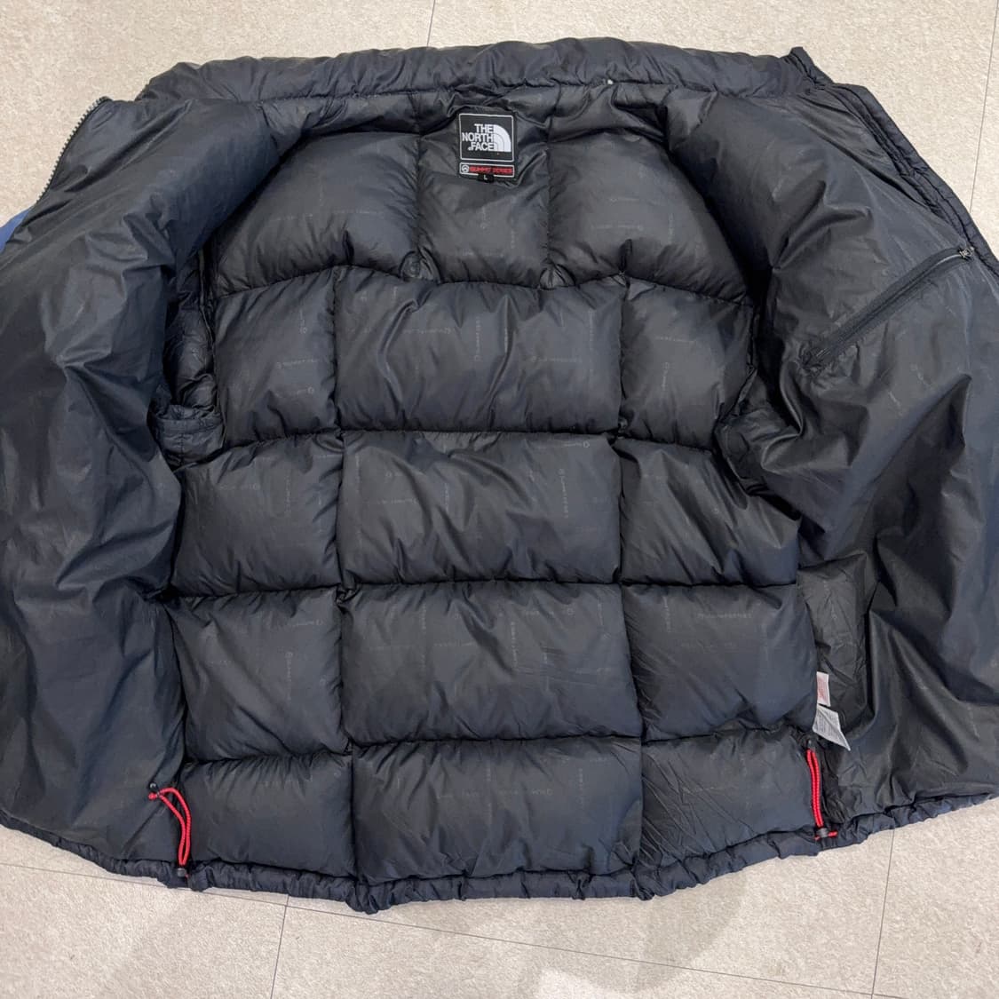 노스페이스 써밋 로체 패딩 상품이미지4