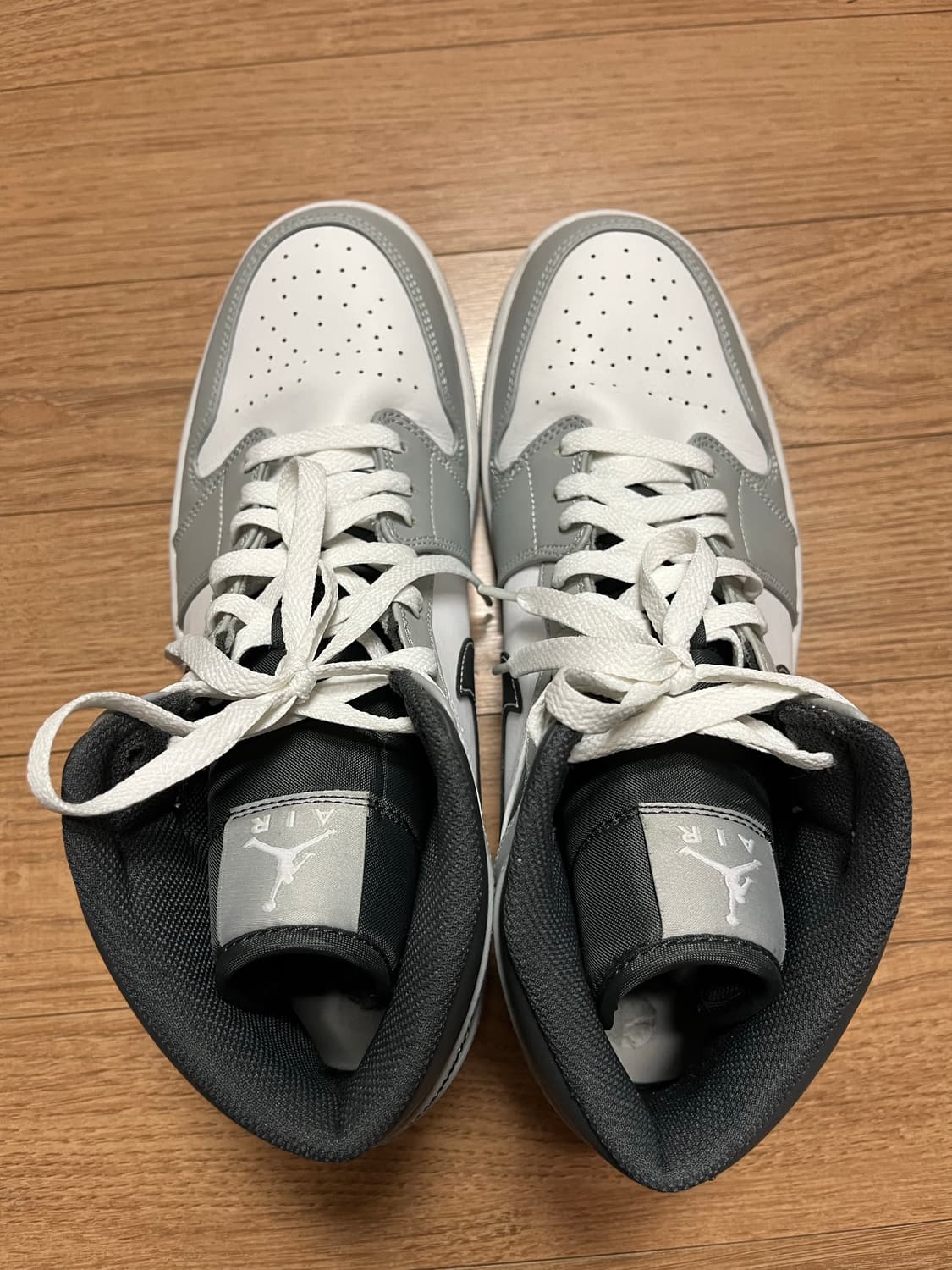 조던1 미드 그레이 상품이미지1