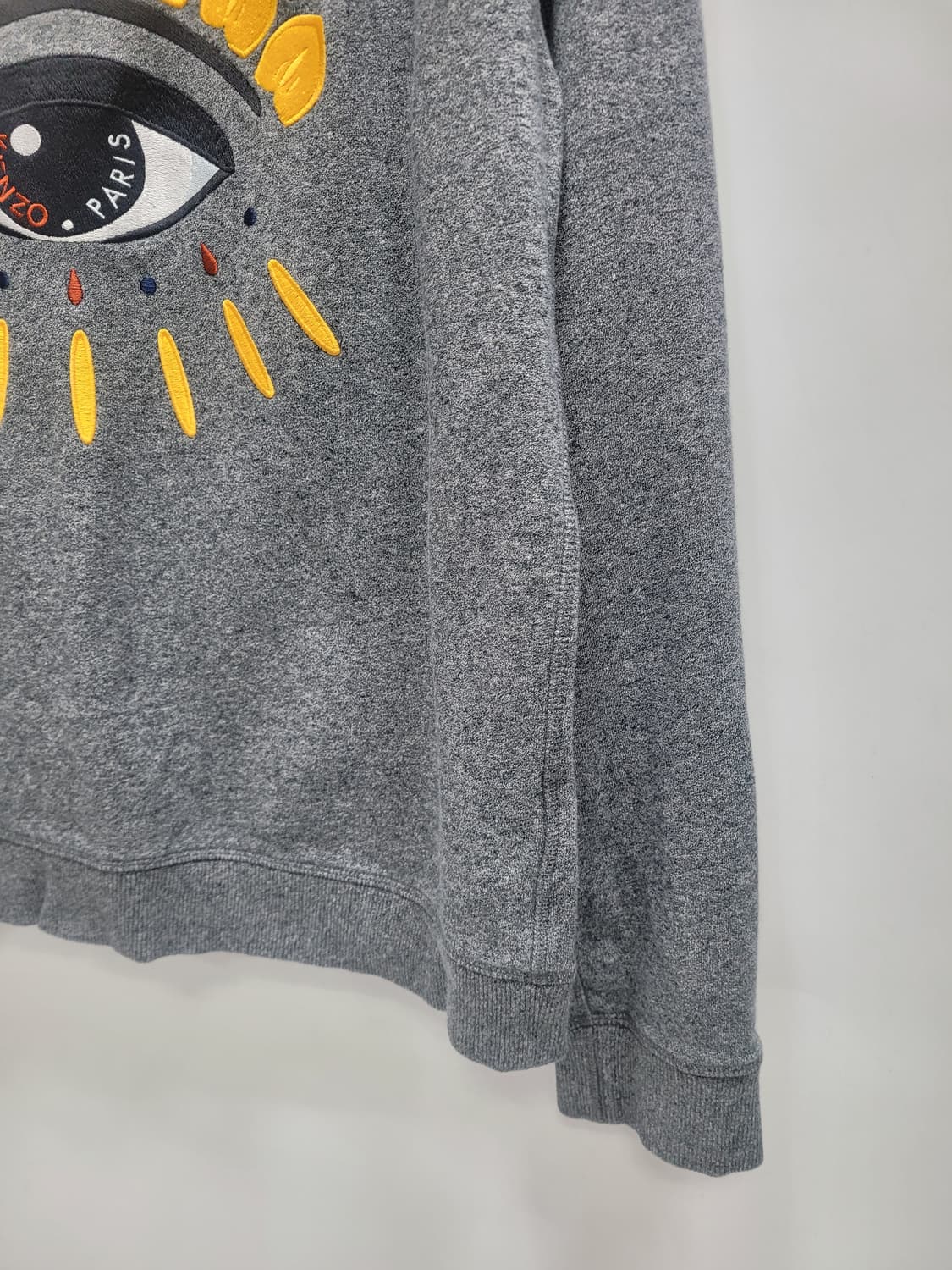 KENZO 겐조 빅아이 자수 로고 맨투맨 스웻셔츠 / 남 S 그레이
 상품이미지4