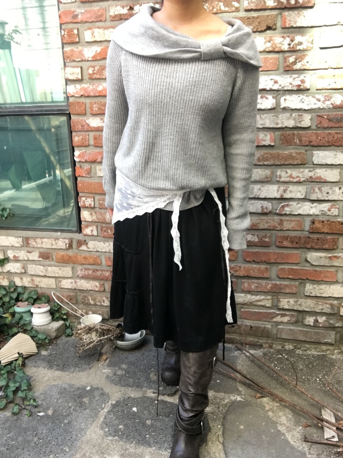 리본 오프숄더 보트넥 니트 상품이미지1