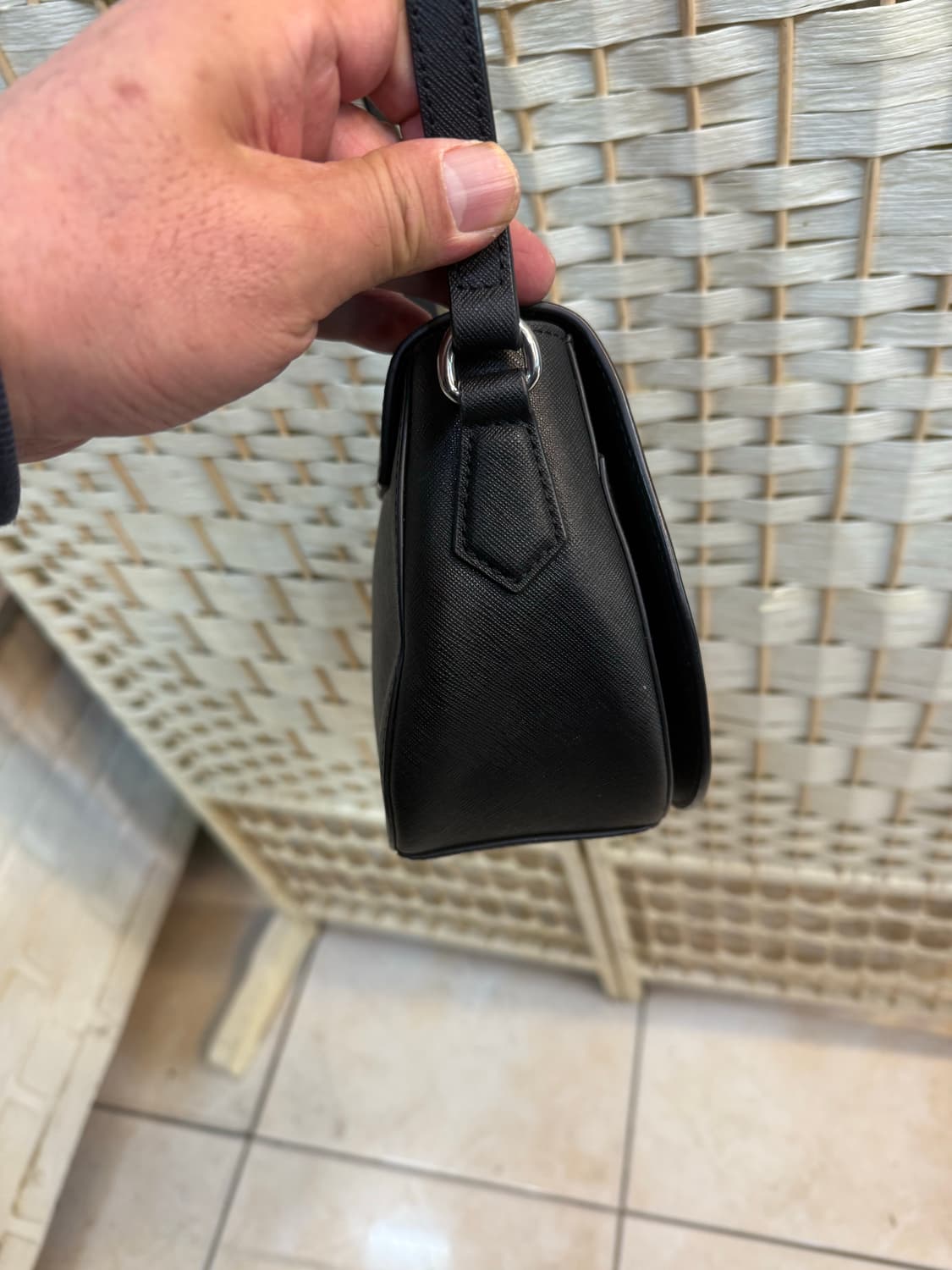 정품 비비안웨스트우드 크로스백 팝니다 상품이미지5