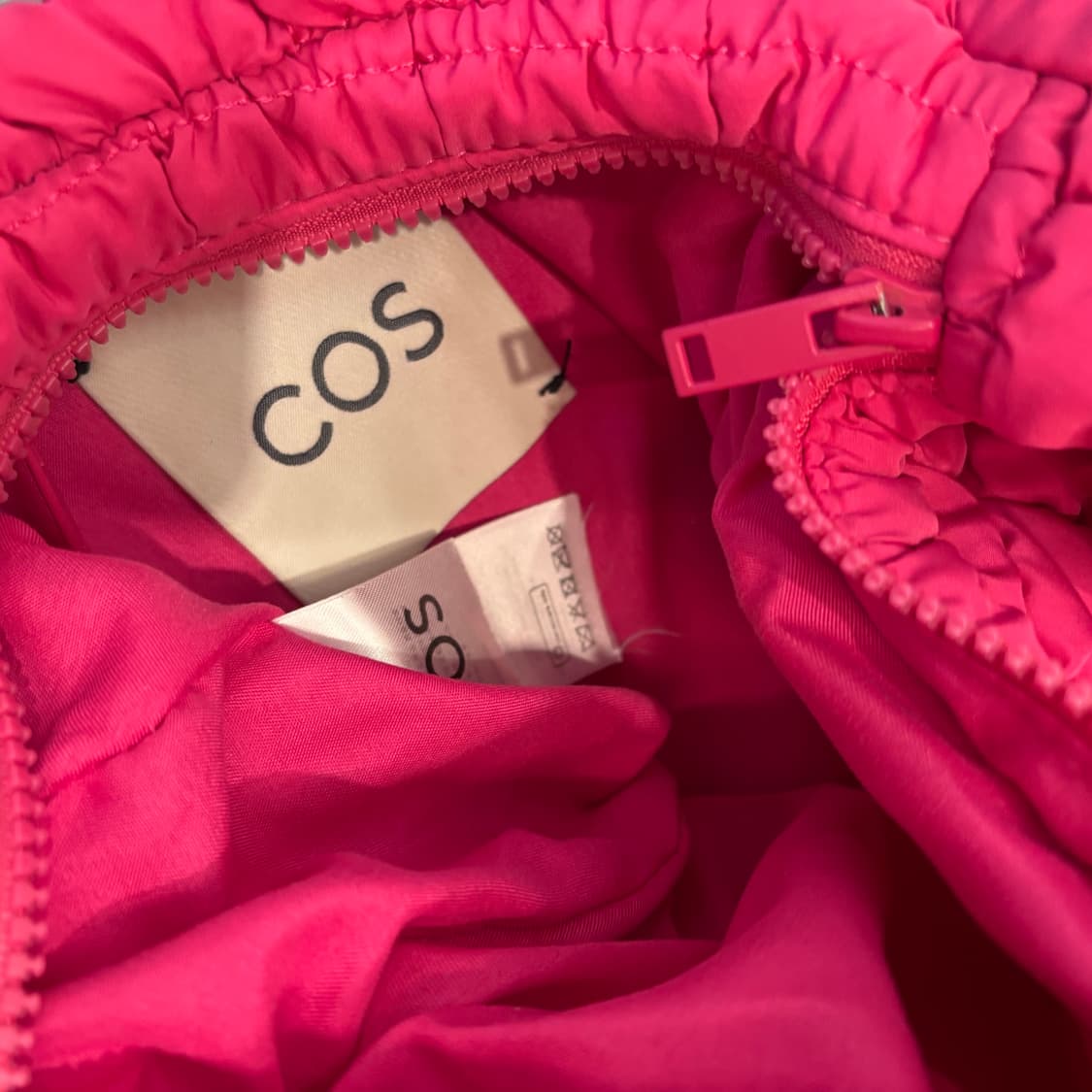 COS 퀄티드 미니 숄더백 핑크     상품이미지8