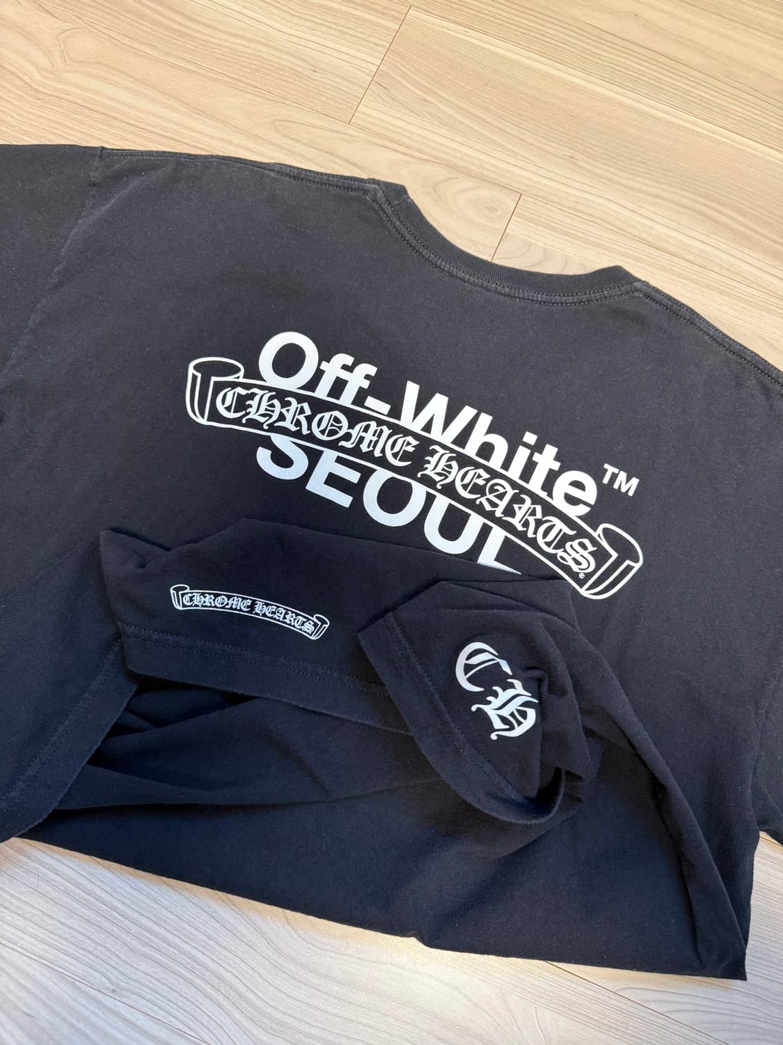 크롬하츠 x 오프화이트 서울 시티컬렉션 티셔츠 블랙  상품이미지2