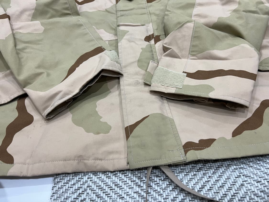 귀한 사막 고어텍스 바람막이 L-S 상품이미지5