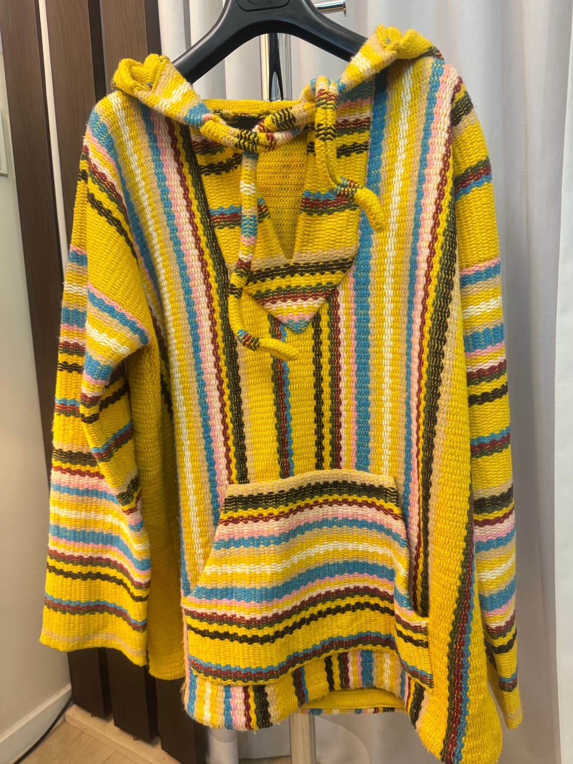 alanui  스트라아프 울 후드 니트  100% 울 사이즈 m // L 상품이미지3