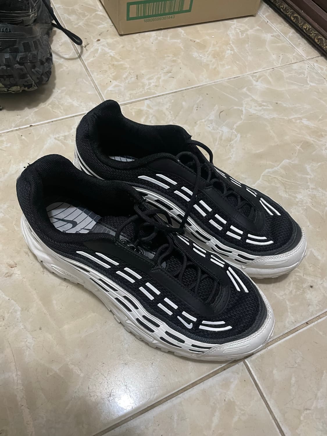 꼼데가르송 옴므플러스 에어맥스 TL 상품이미지1