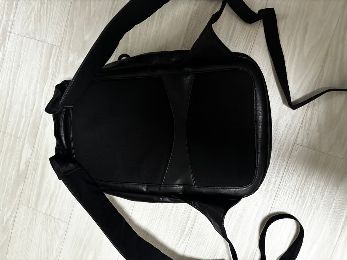 미스치프 레더 백팩 상품이미지3