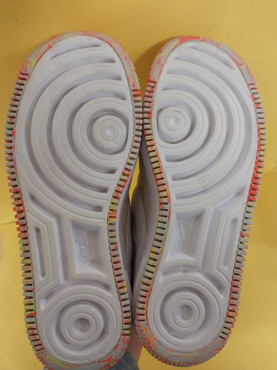 여성 나이키 에어포스1 제스터 XX 프린트 퓨어 플래티넘 운동화 (240 상품이미지9