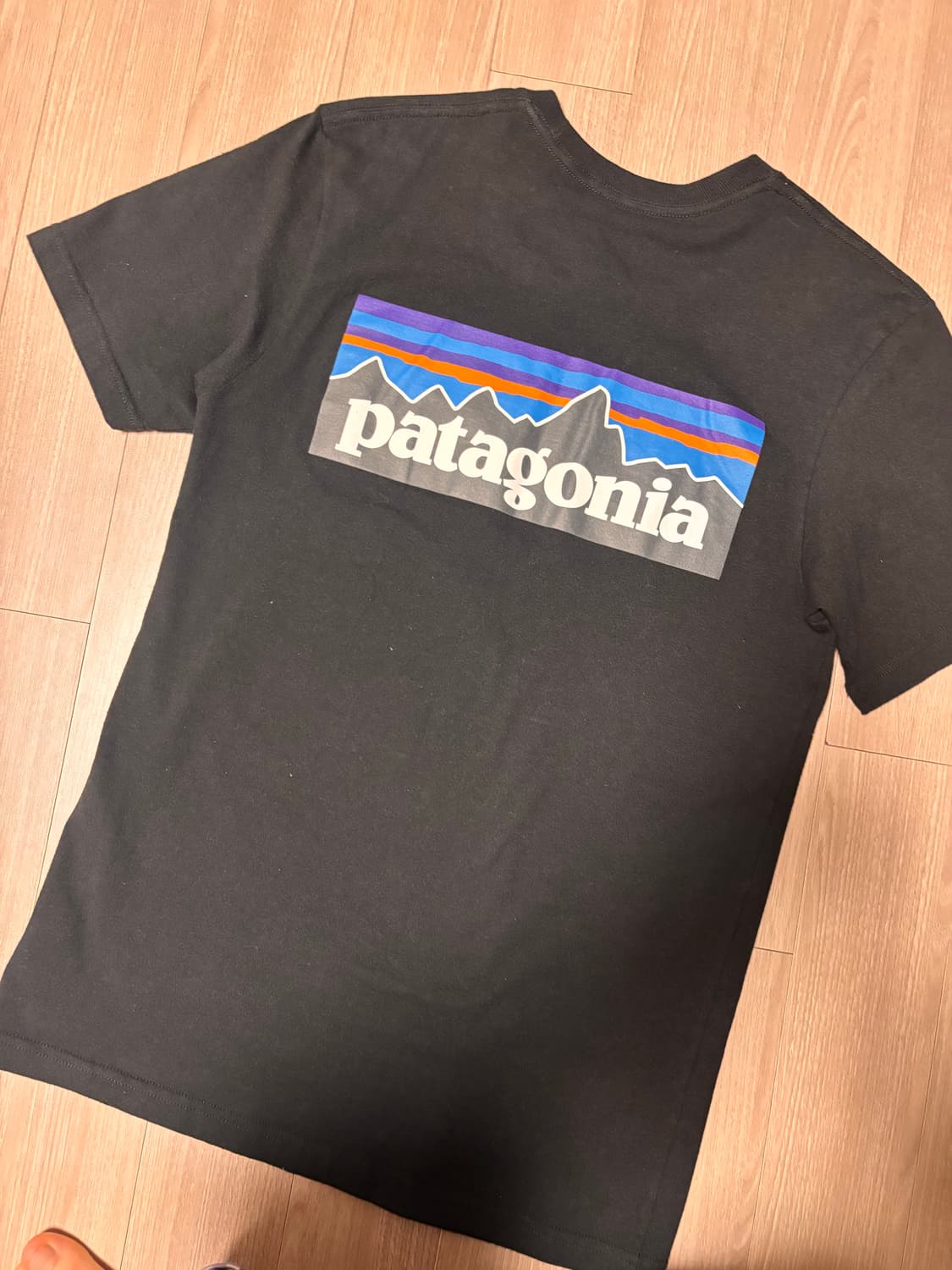 파타고니아 반팔 티셔츠 블랙 xs 상품이미지2