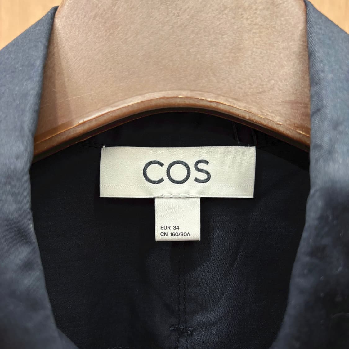 코스 코튼 카라넥 셔츠 원피스 히든 버튼 디테일 딥 네이비 상품이미지6