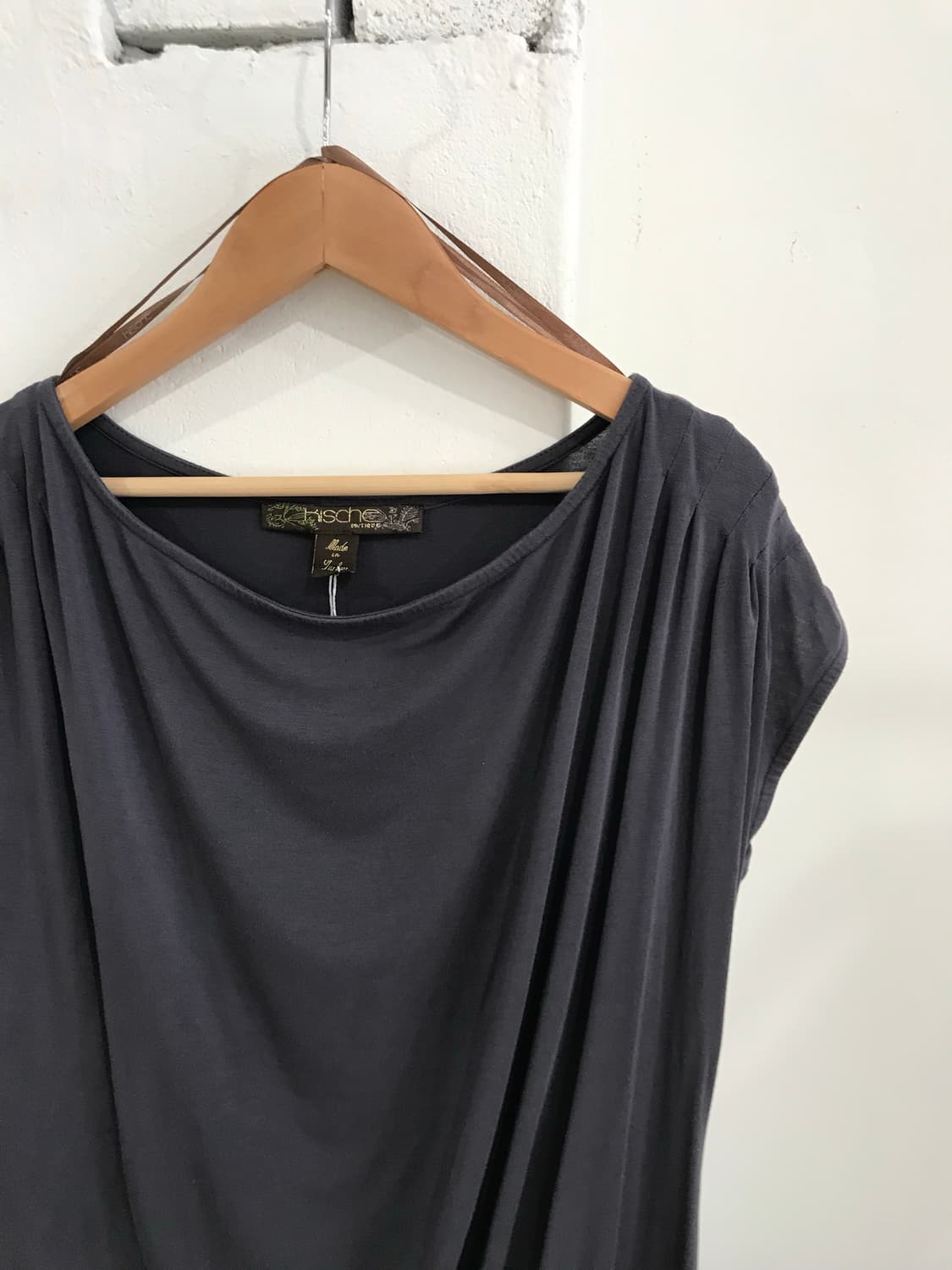 Vintage button T 상품이미지3