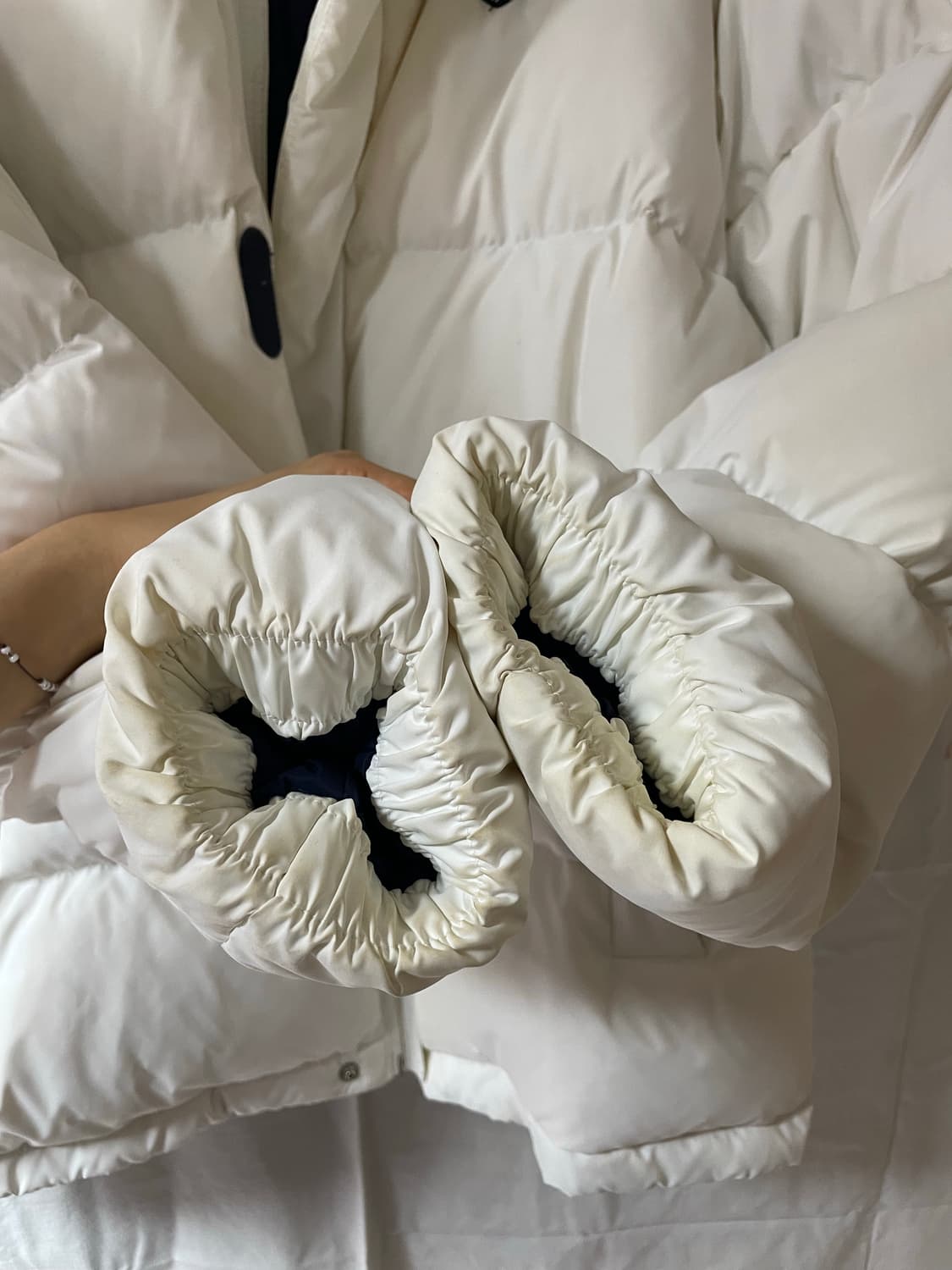 케이스위스 화이트패딩 L 상품이미지4