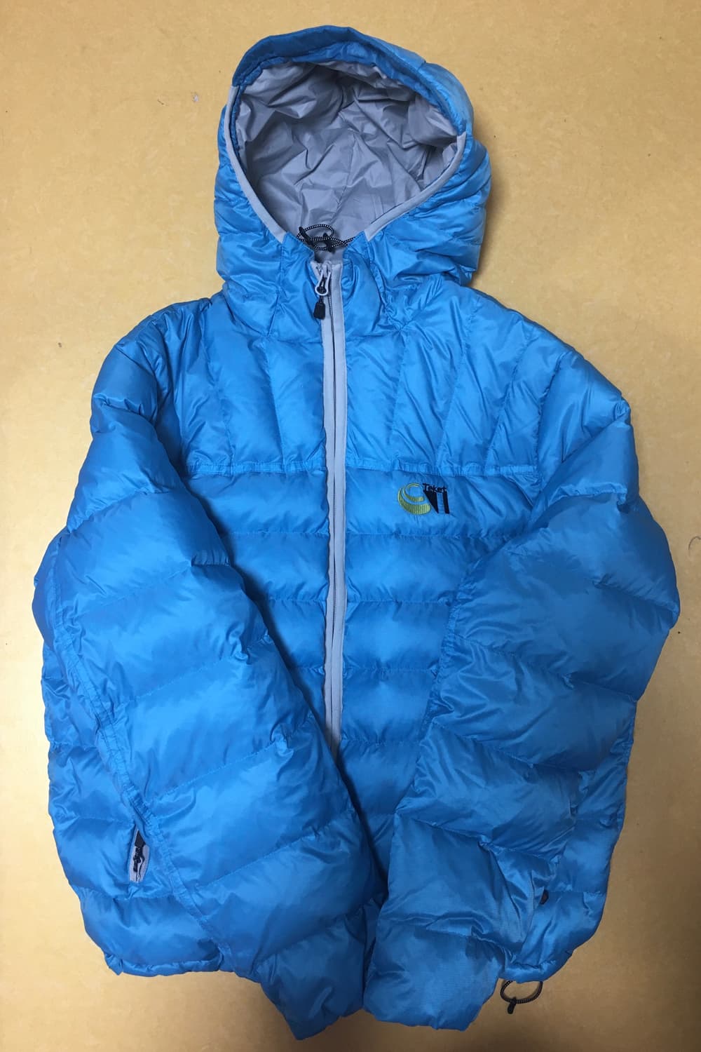 테켓 25FW 경량패딩 블루 M 상품이미지2