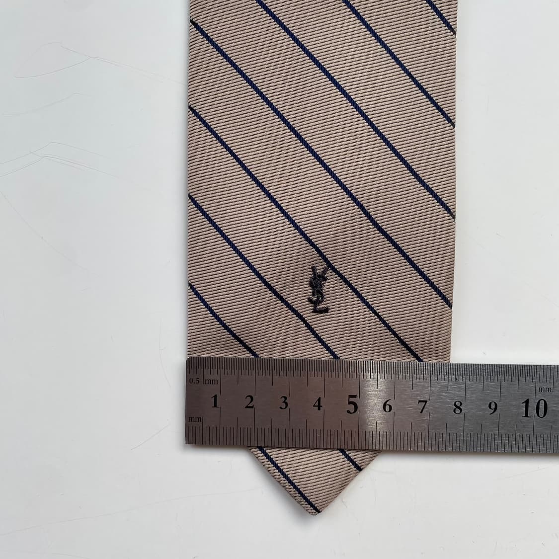 입생로랑 (YSL)심플로고 정품 명품 넥타이 상품이미지5