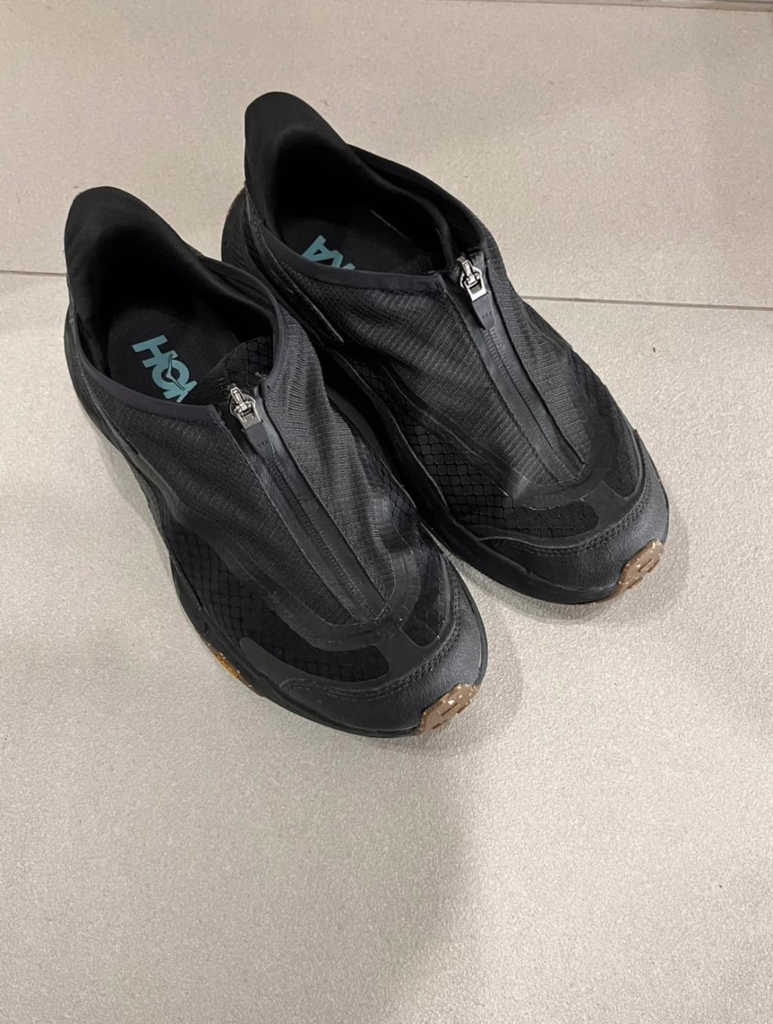 호카 트랜스포트 275 팝니다 상품이미지2