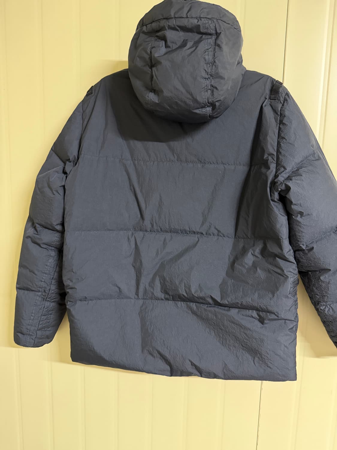 스톤아일랜드 22fw 크링클랩스 후드 패딩 m 상품이미지2