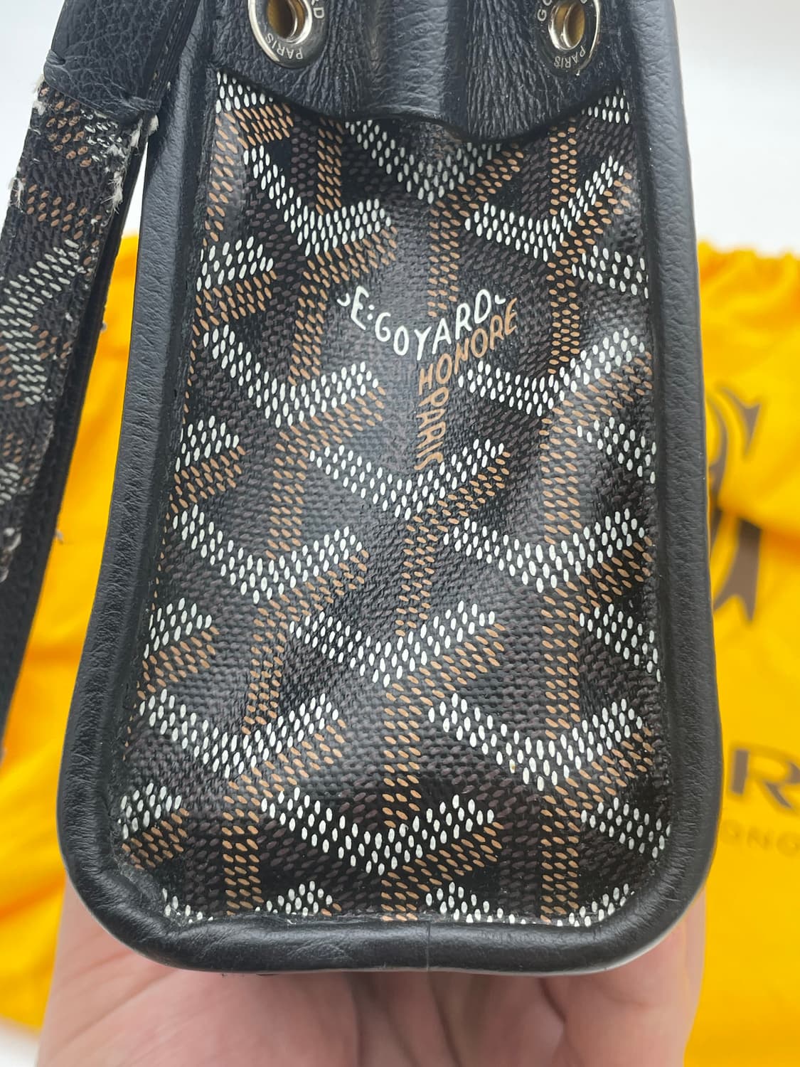 [ 새상품급 / 키링포함 ] 고야드 쥬방스 토일렛백 MM 클러치백 블랙 상품이미지8