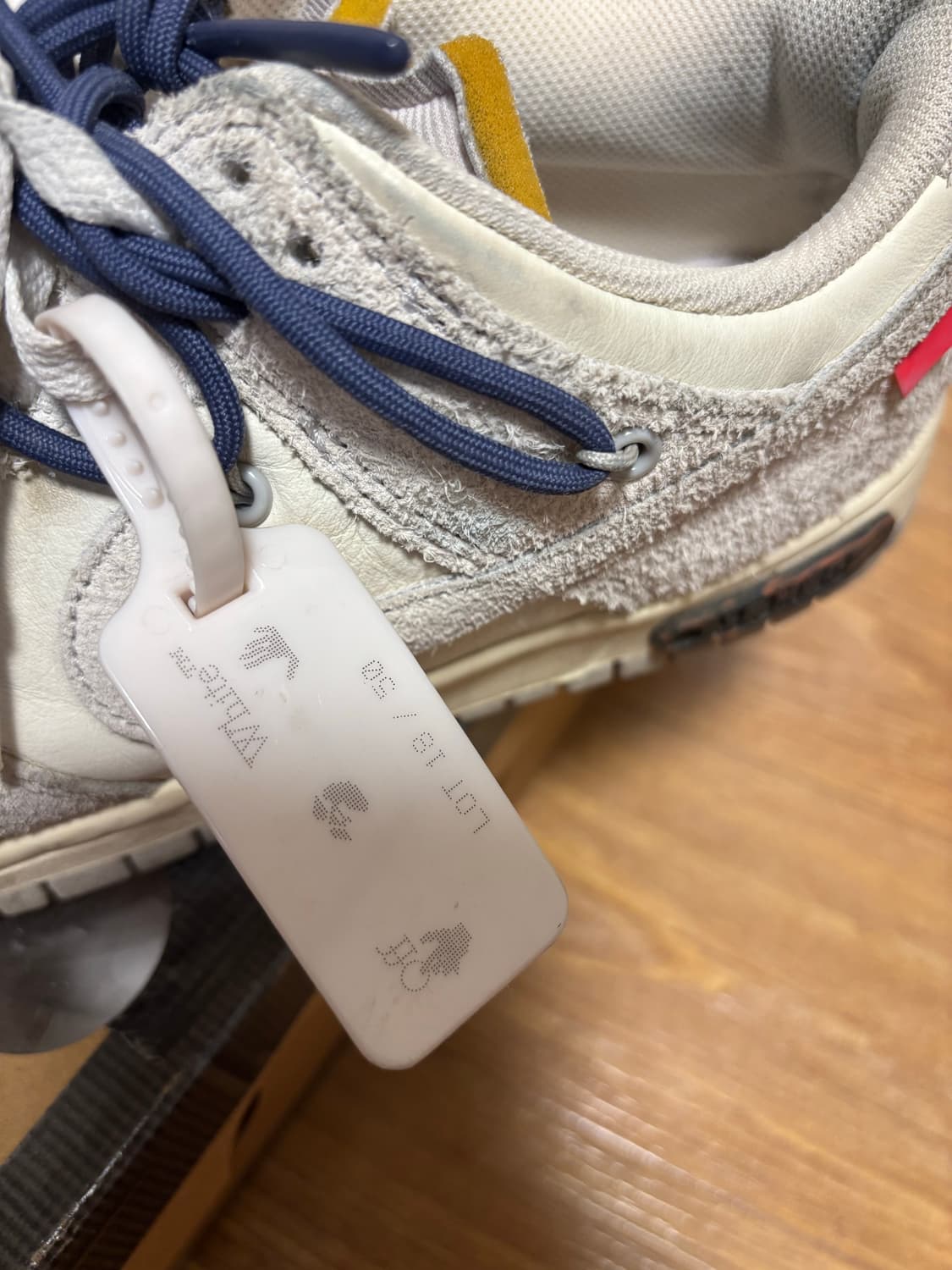 나이키 x 오프화이트 덩크 로우 더 50 - 로트 18 상품이미지2