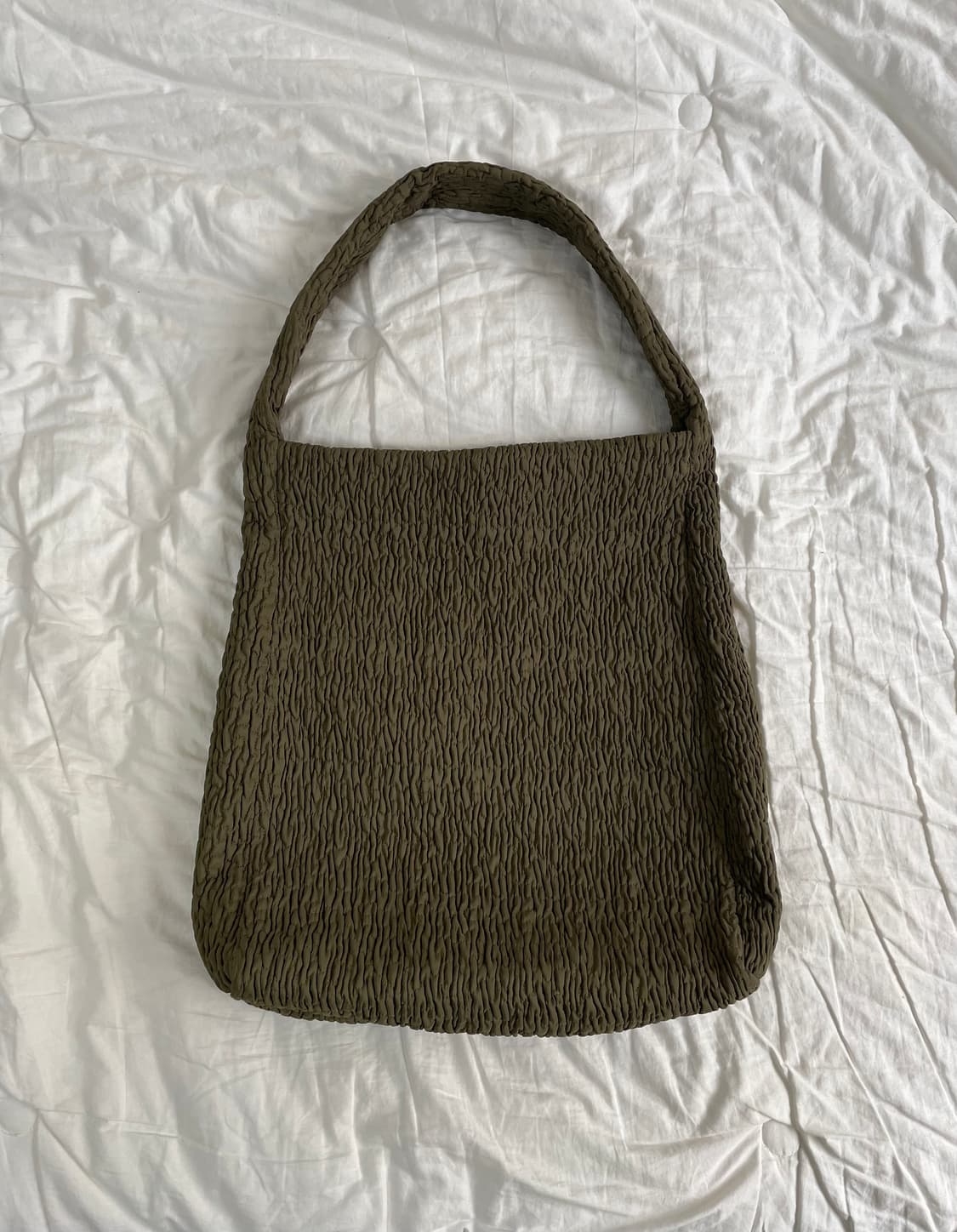 cos 정품 스모크드 오버사이즈 쇼퍼백 숄더백 클러치 가능 주름 퀼팅 상품이미지5