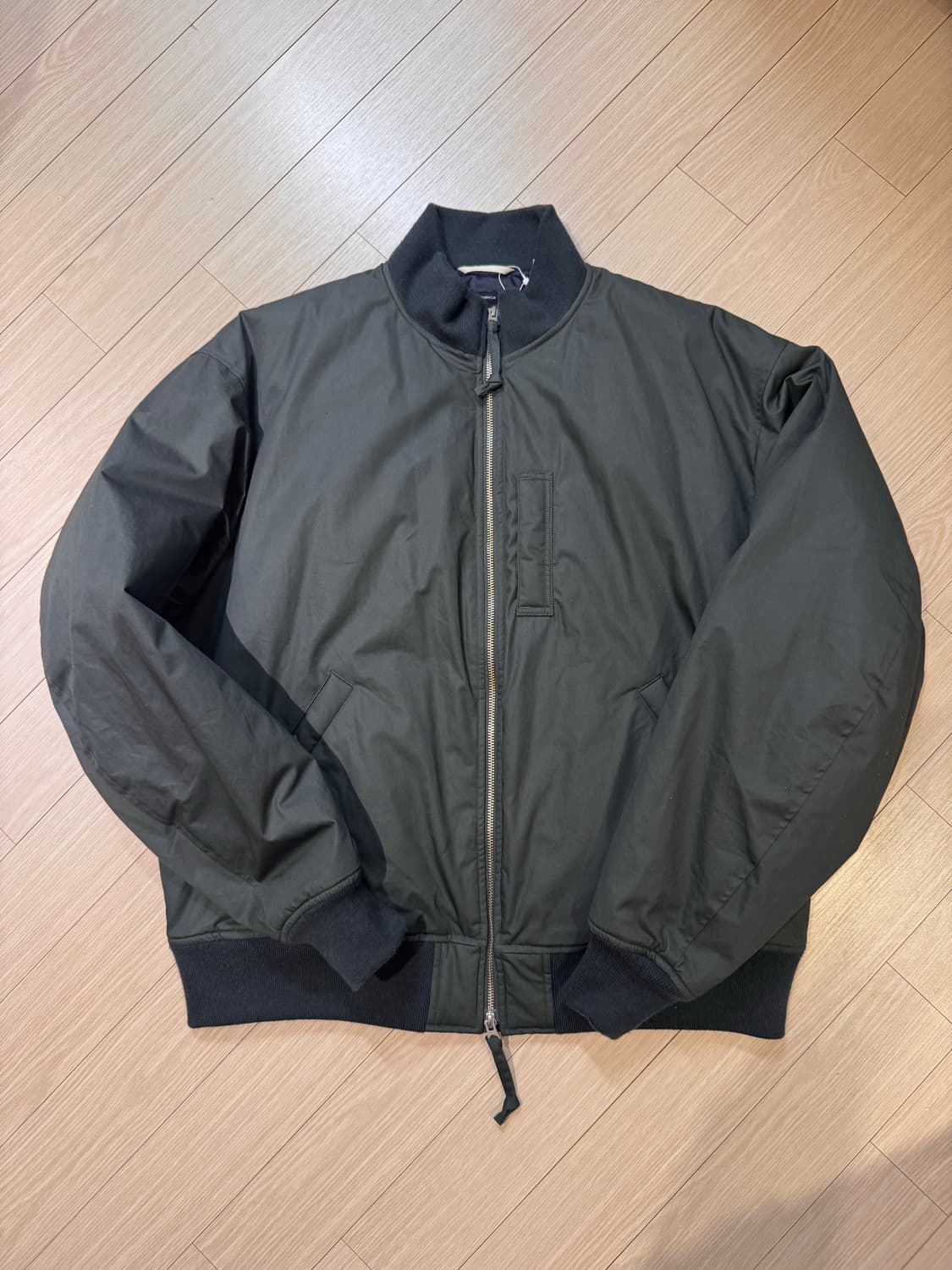 나나미카 인슐레이션 바시티 자켓 모스그린 상품이미지1