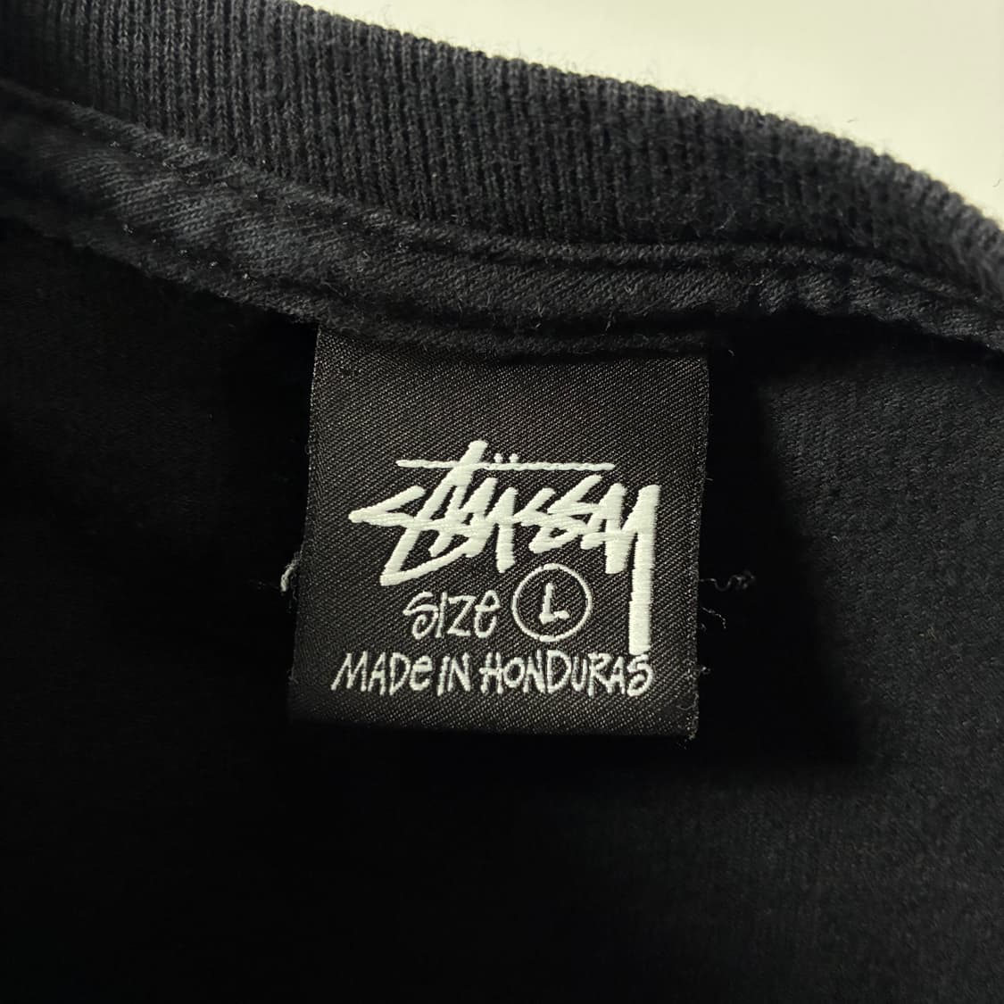 Stussy  스투시 플러쉬 인형 8볼 블랙 반팔 티셔츠  상품이미지6