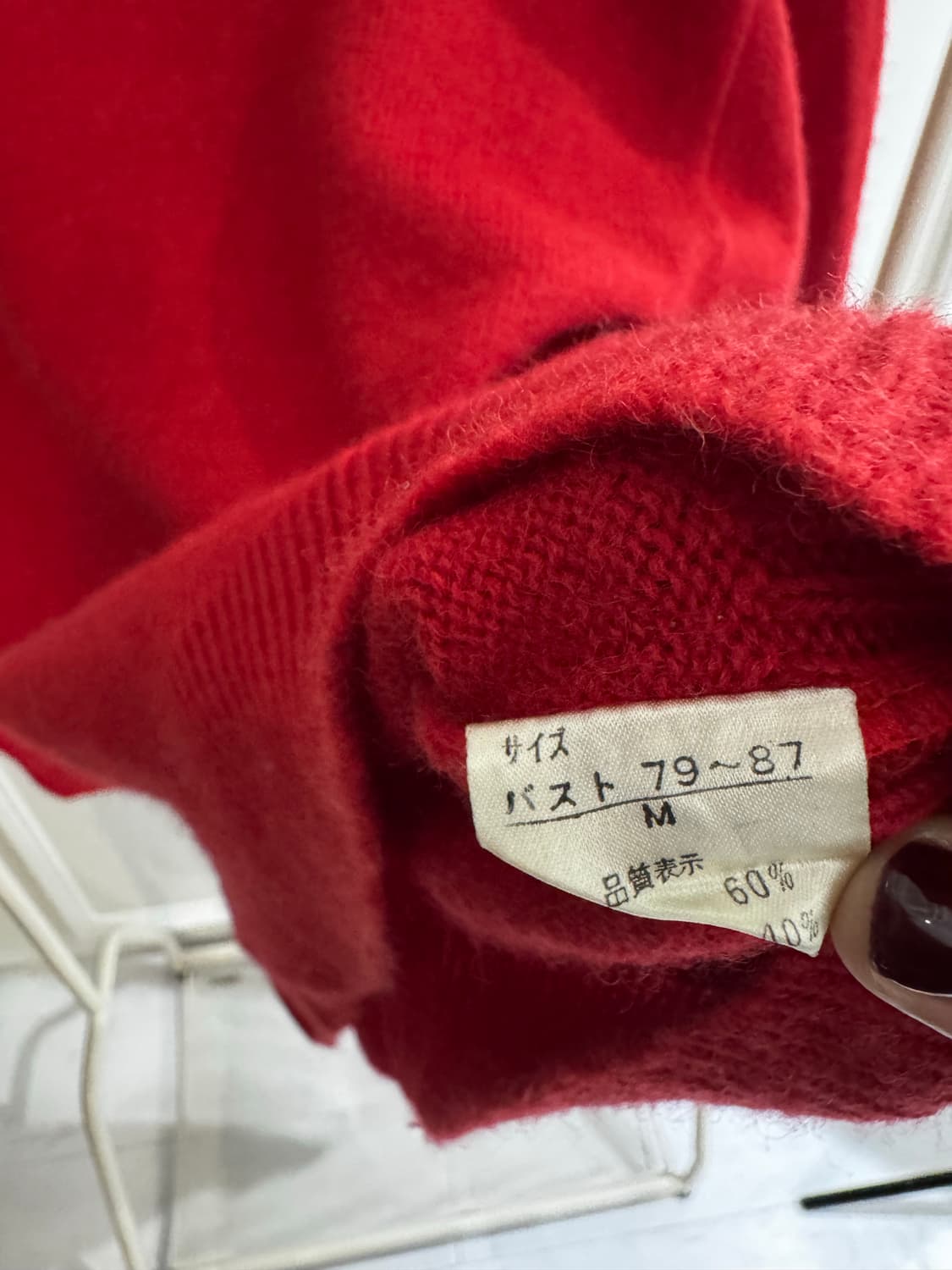 VT) Red button knit 상품이미지7