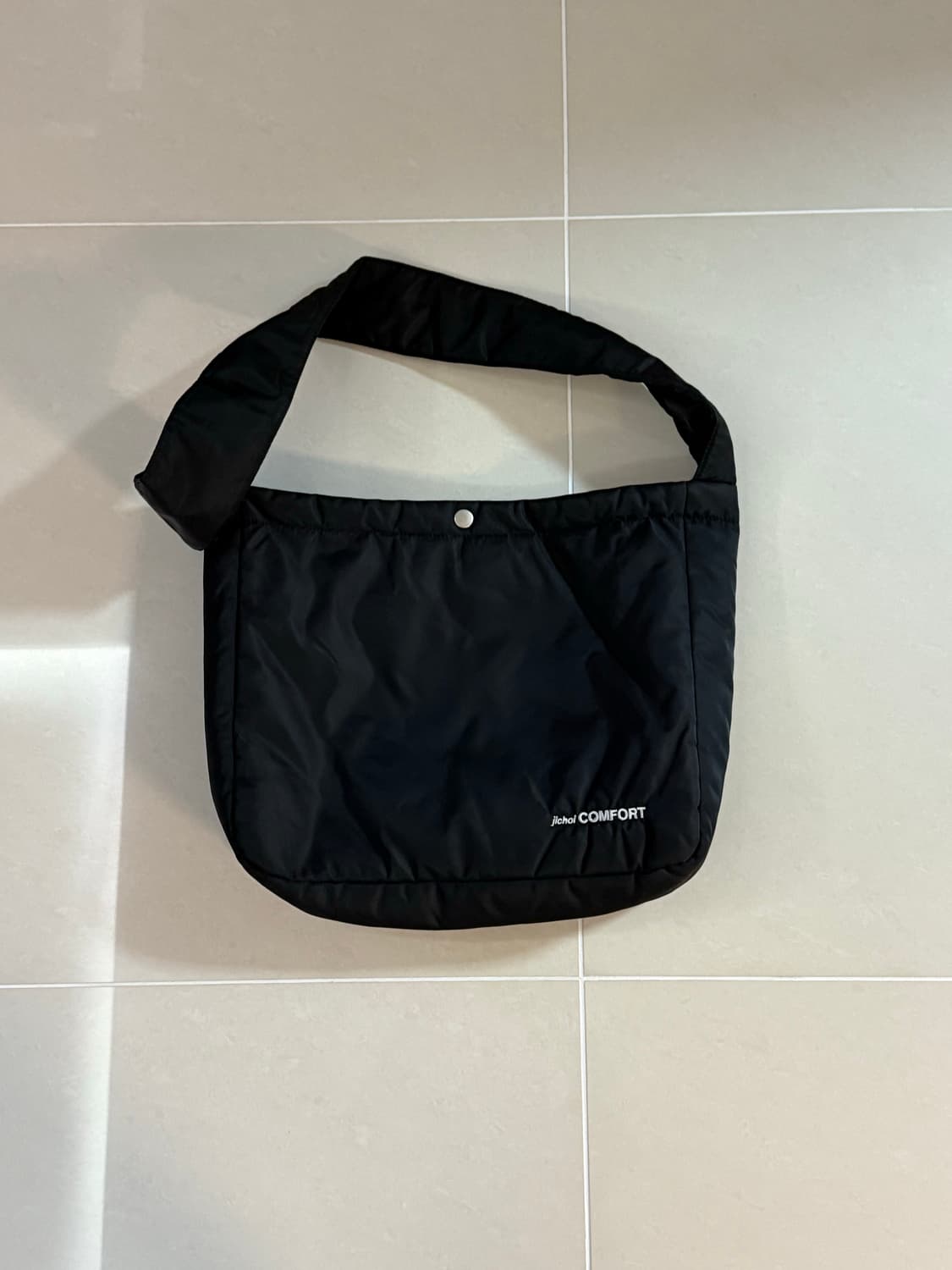 지초이 컴포트 23-006 패디드 크로스백 상품이미지2