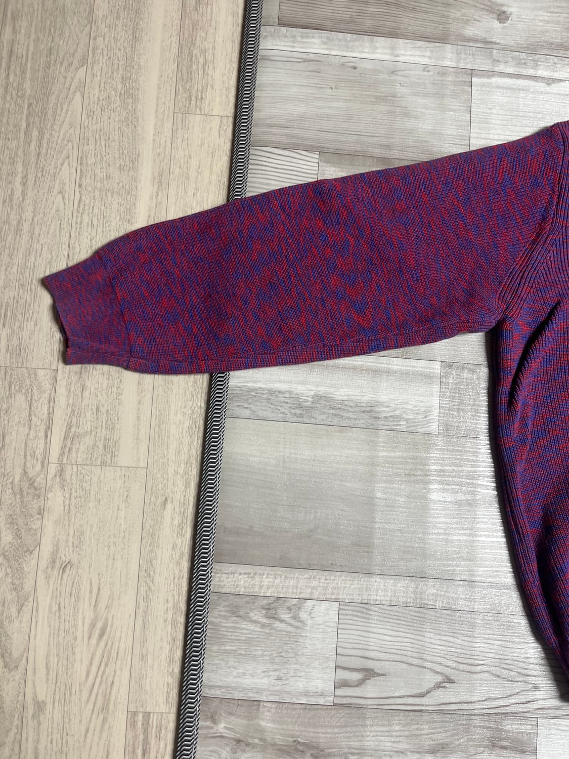 비슬로우 믹스 컬러 코랄 니트  상품이미지2