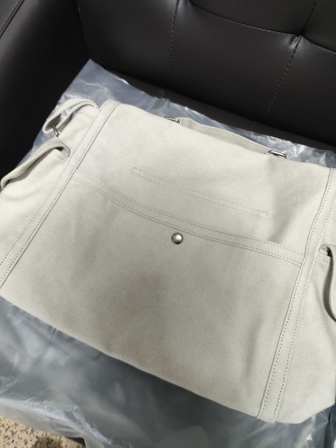 (새상품)APC 아페쎄 정품 레쿠퍼레이션 사첼형 토트백/숄더백 샌드 상품이미지5