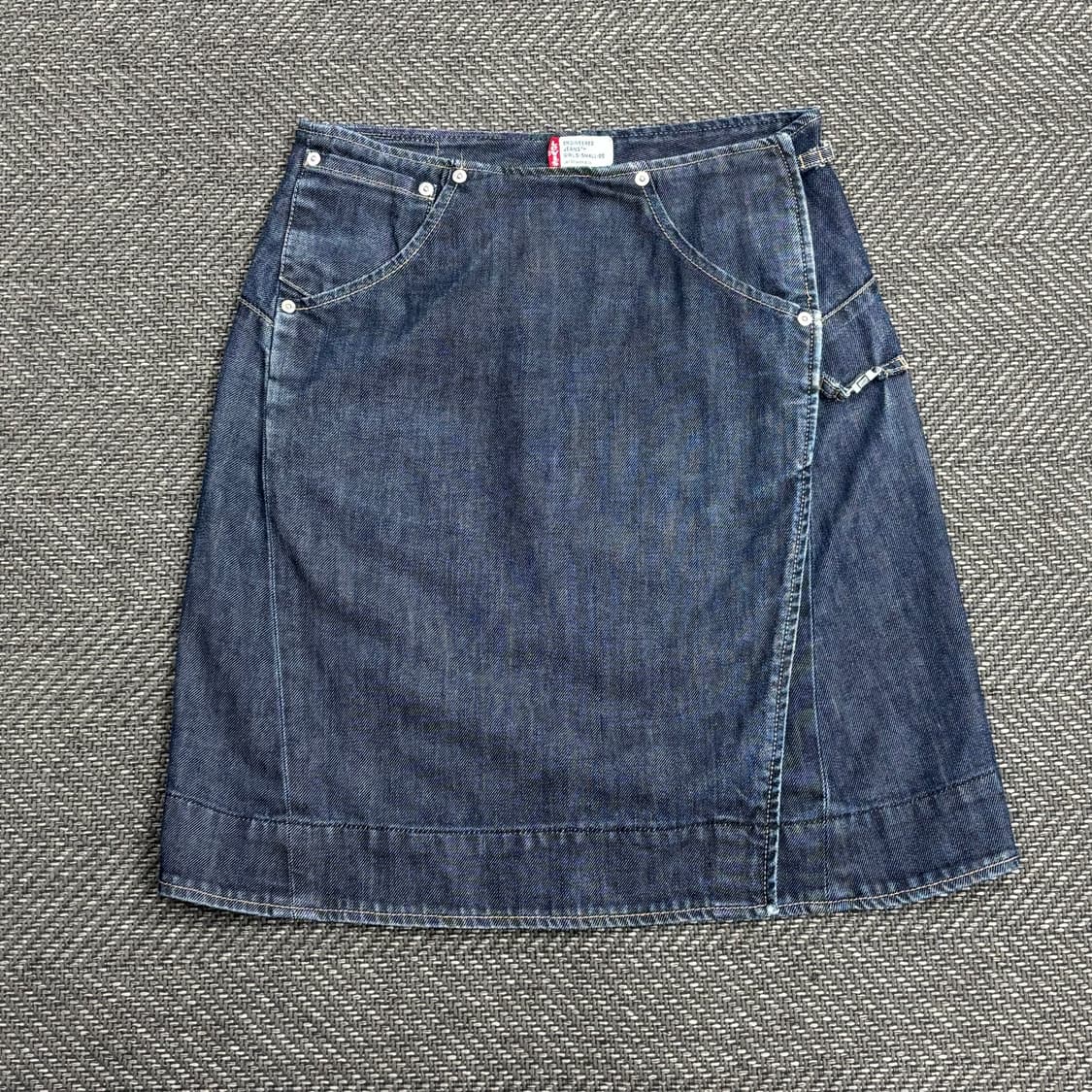 리바이스 엔지니어드 데님 랩 스커트 V0578  상품이미지1