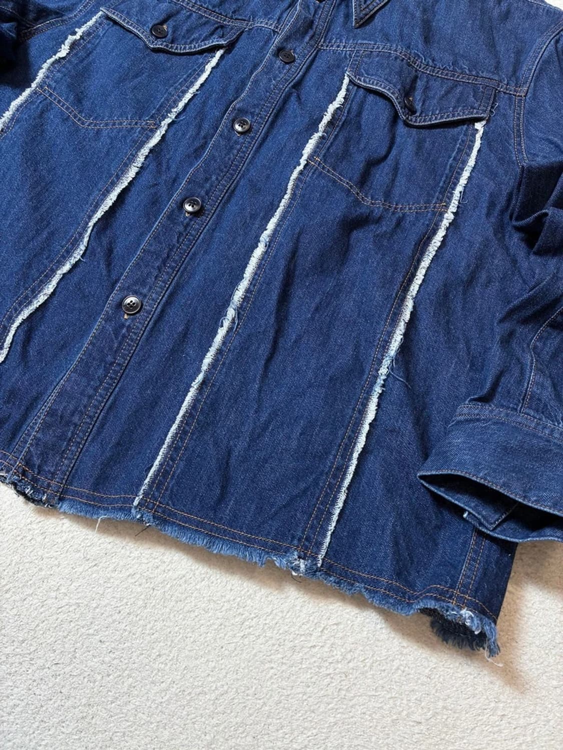 쿠어 COOR 절개 컷오프 크롭 데님셔츠 PN7447 상품이미지4