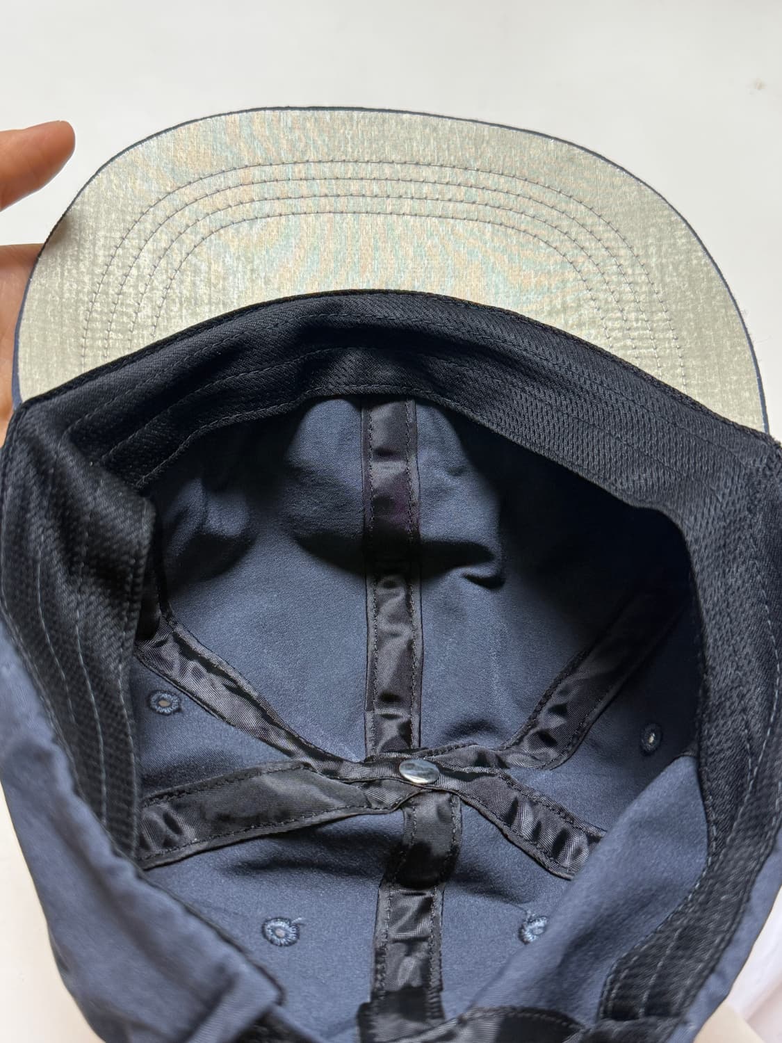 새티스파이(satisfy) 피스쉘 러닝 캡 차콜 상품이미지3