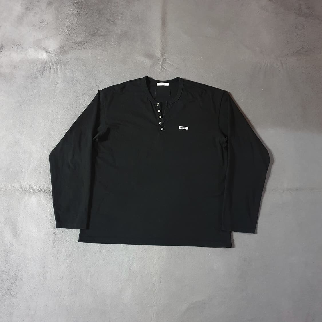 HEUTE 호이테 헨리넥 롱슬리브 블랙 상품이미지3