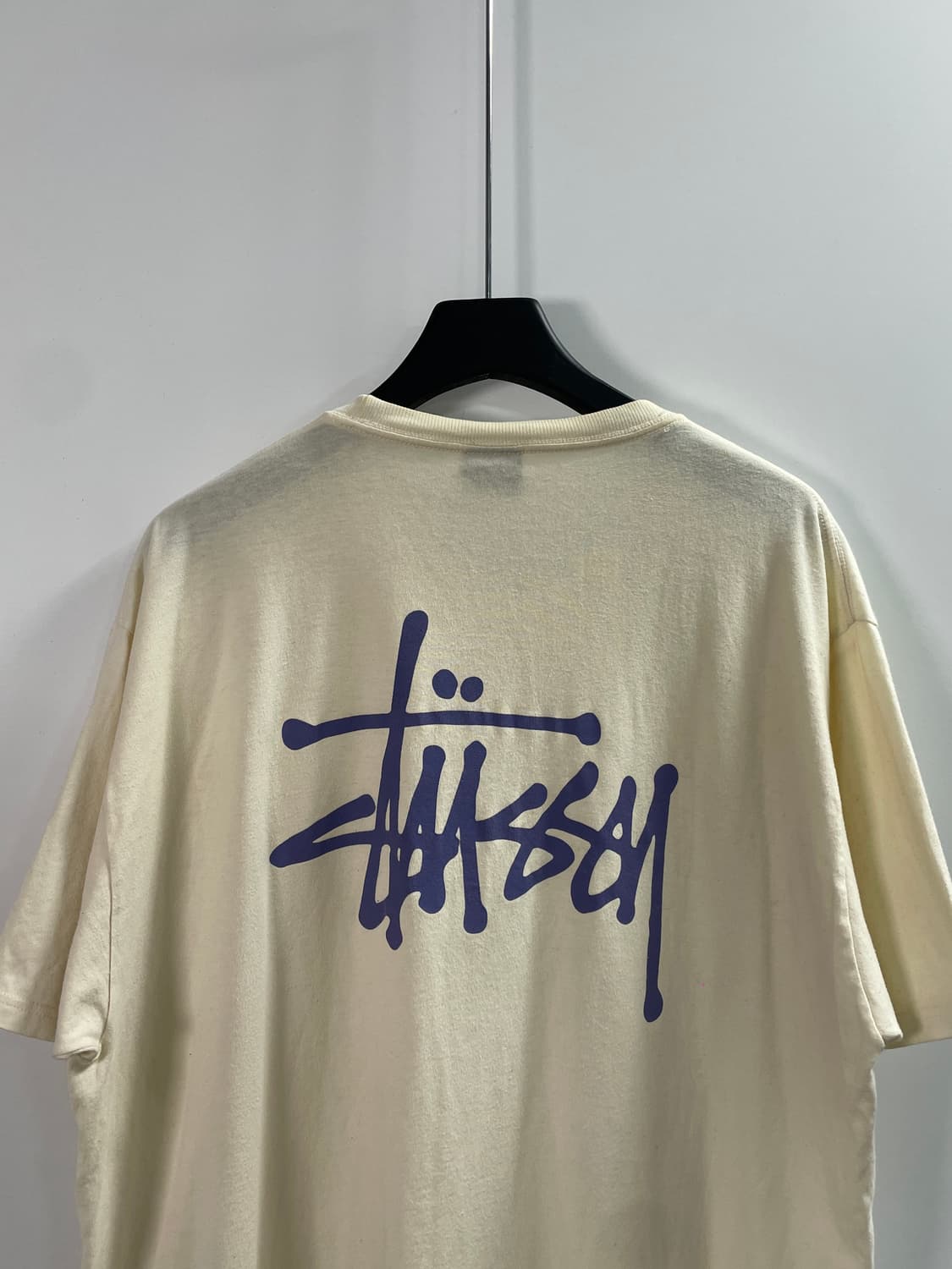 스투시 빅로고 라운드 반팔티 (on.575) 상품이미지2