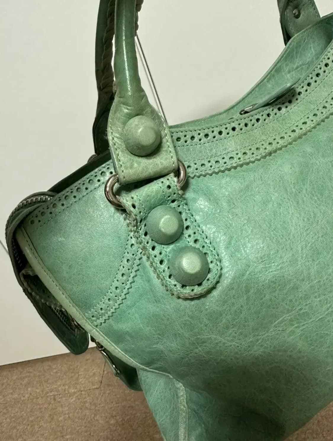 발렌시아가 민트 모터백 커버징 한정판 상품이미지6