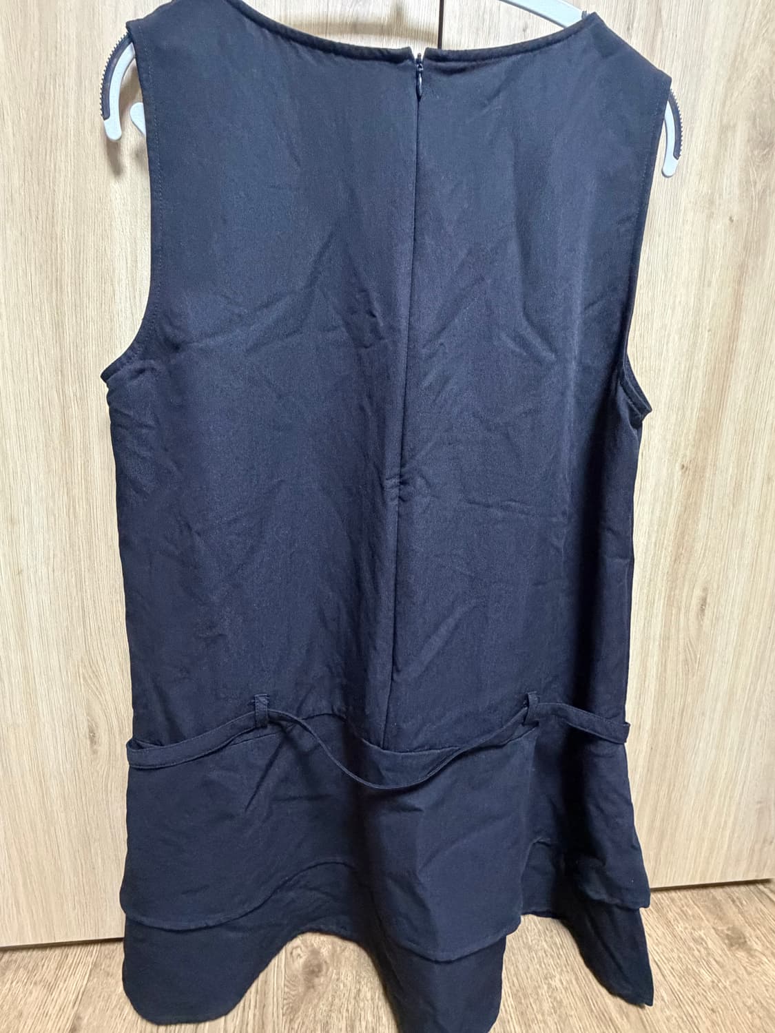 벨티드 민소매 미디원피스 상품이미지6