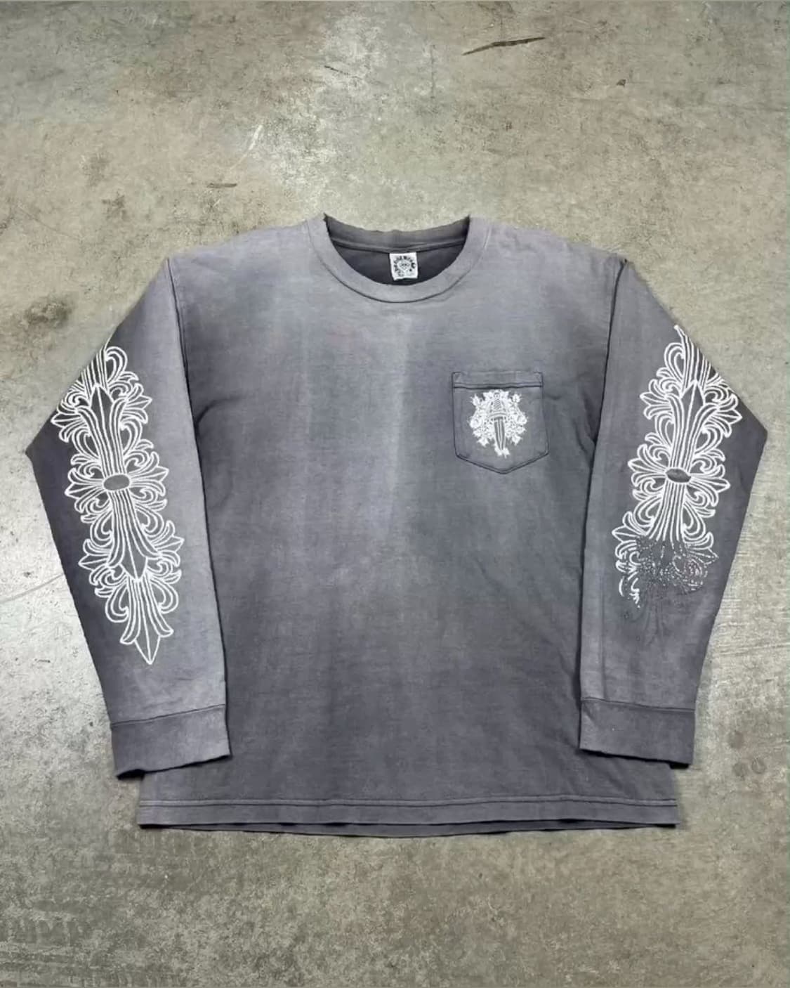 구매) 90s 빈티지 크롬하츠 롱슬리브 l xl 상품이미지1