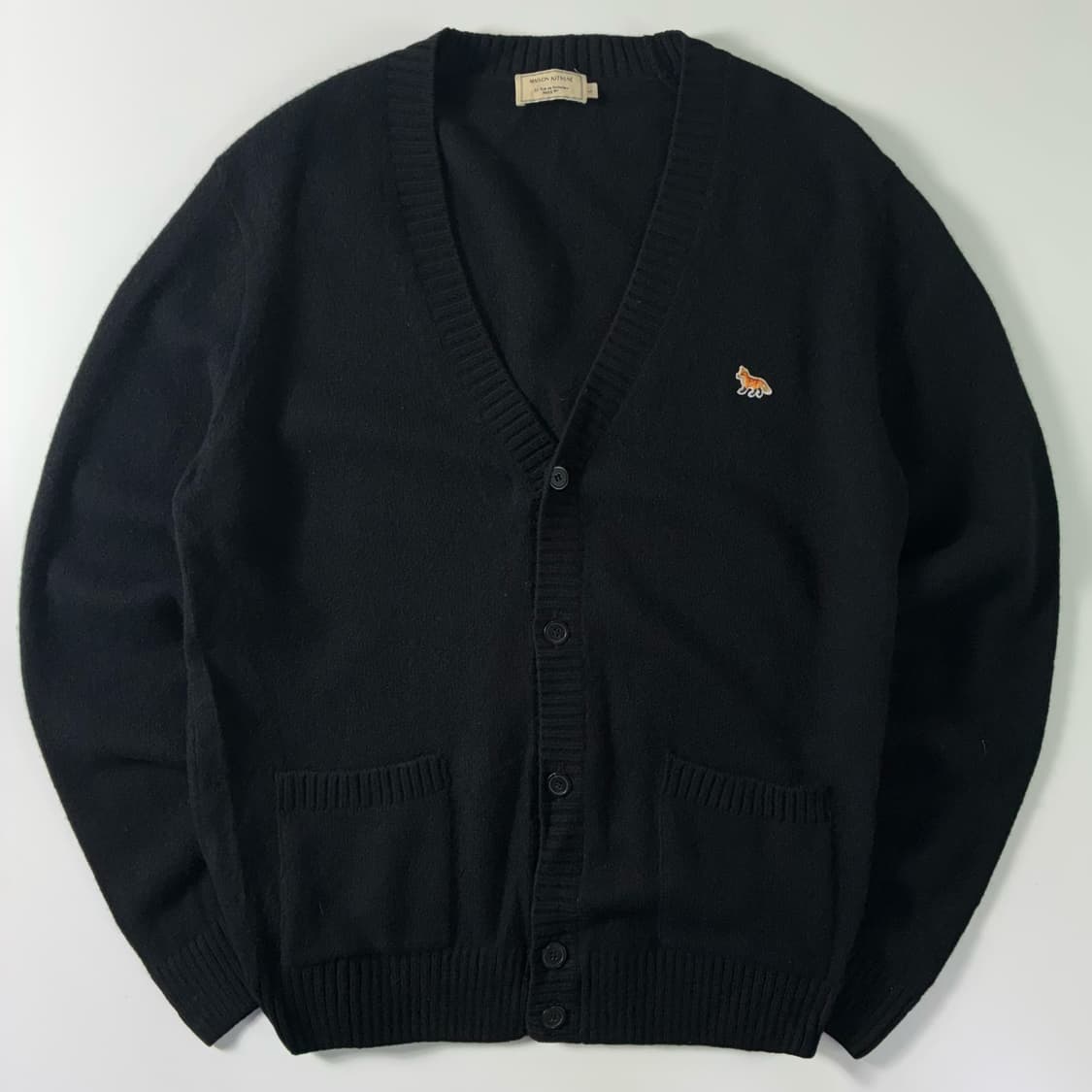 Maison kitsune  메종 키츠네 울 베이비폭스 패치 니트 가디거 상품이미지1