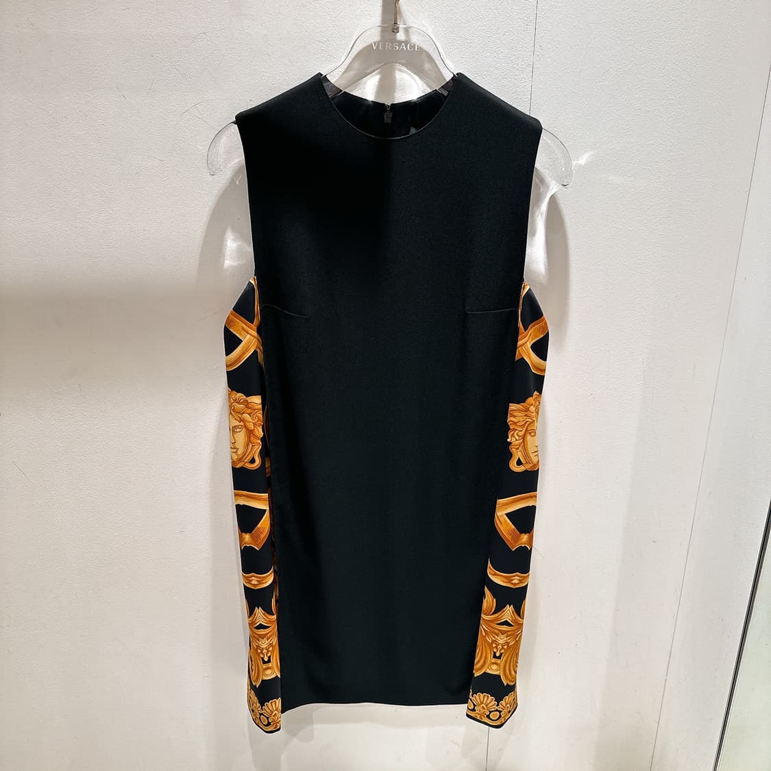 (정품/새상품) VERSACE 베르사체 여성 블랙 바로크 드레스 상품이미지1