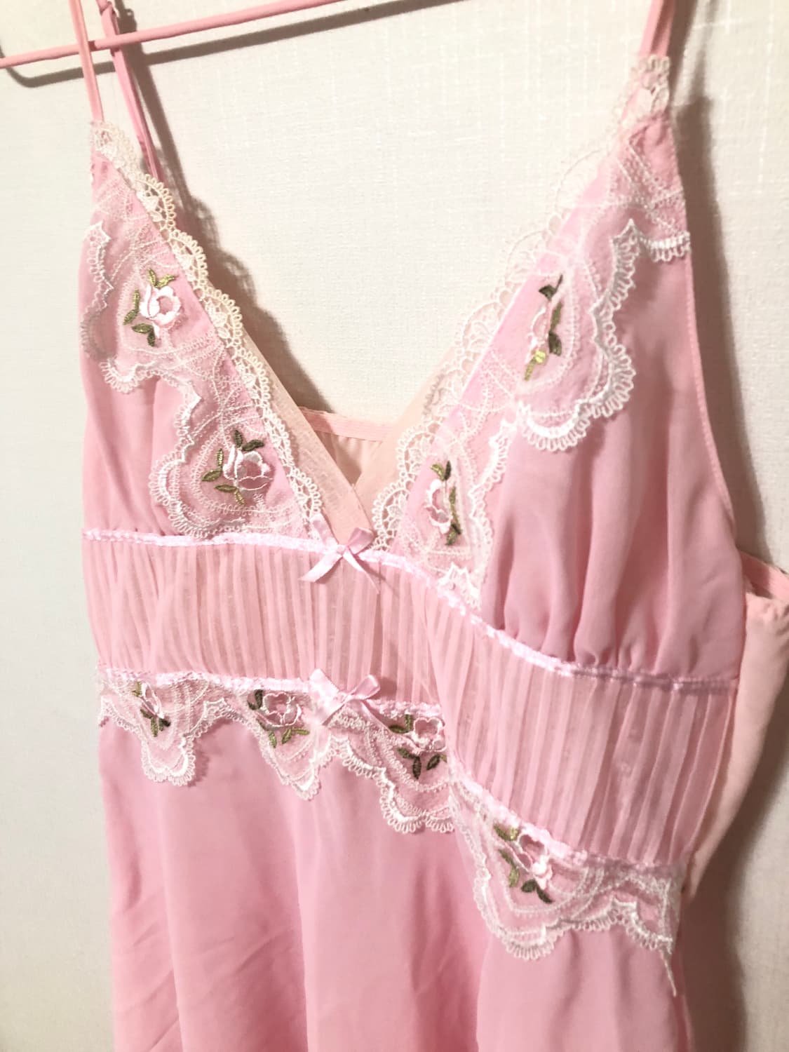 Pink Lace Embroidered Slip  상품이미지3