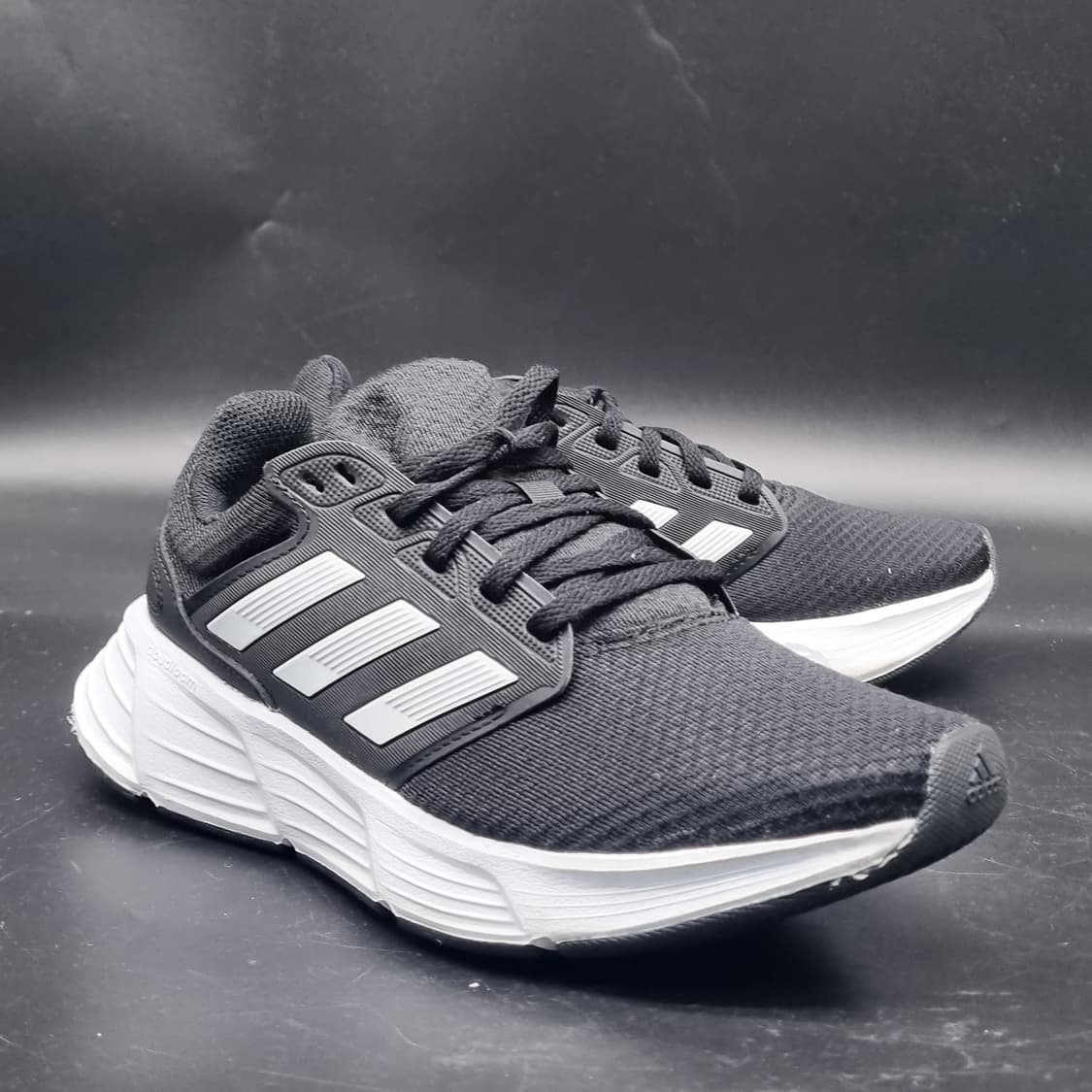 아디다스 센스부스트 여성운동화235  상품이미지1