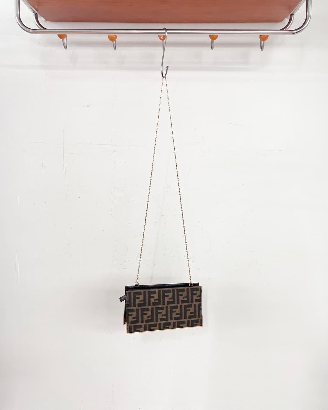 펜디 브라운 주카패턴 체인 크로스백 상품이미지4